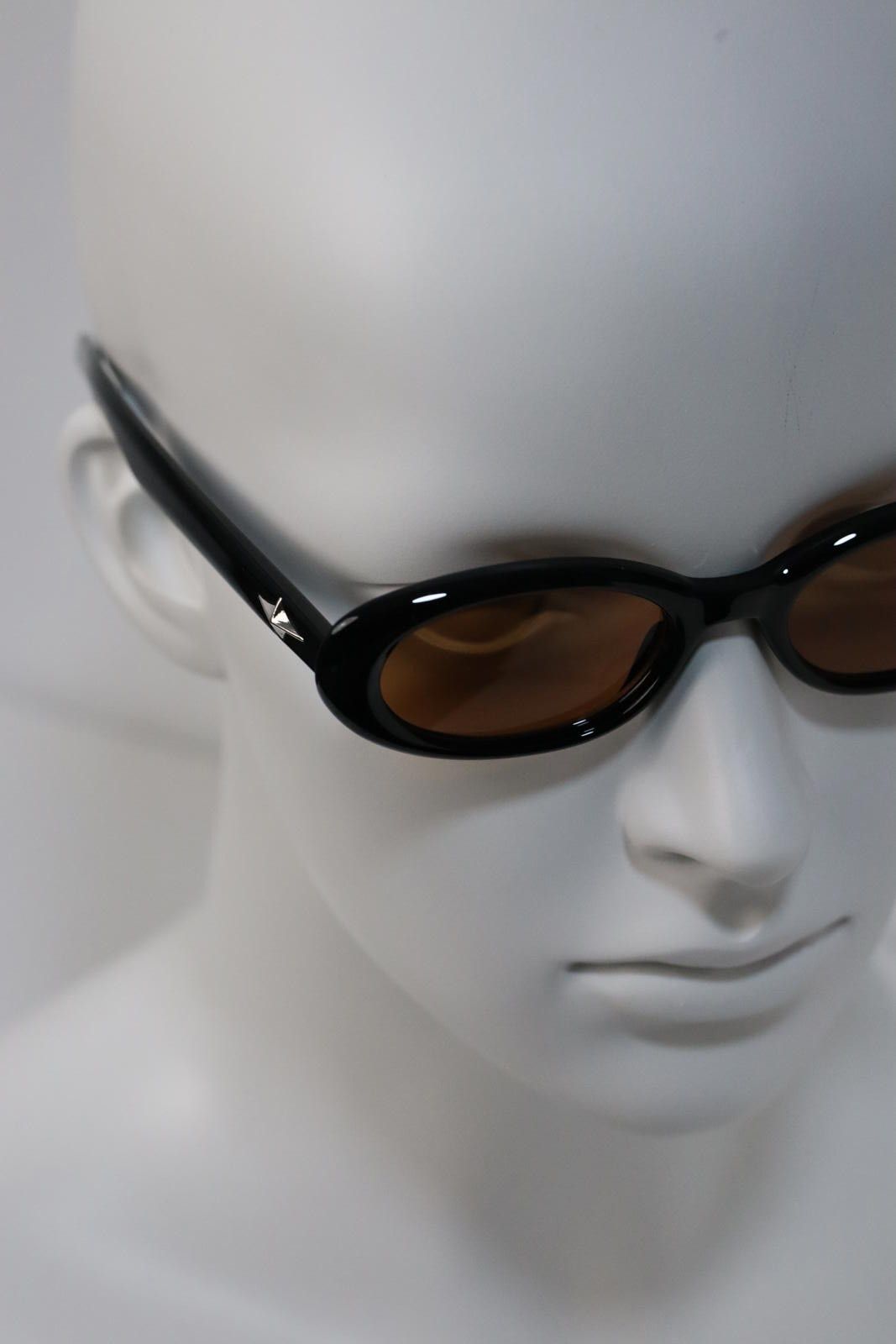 Japanese Brand Y2k Avant Garde Cat Eye Round Black Sunglasses Unisex OS Size ONE SIZE - 3 Thumbnail