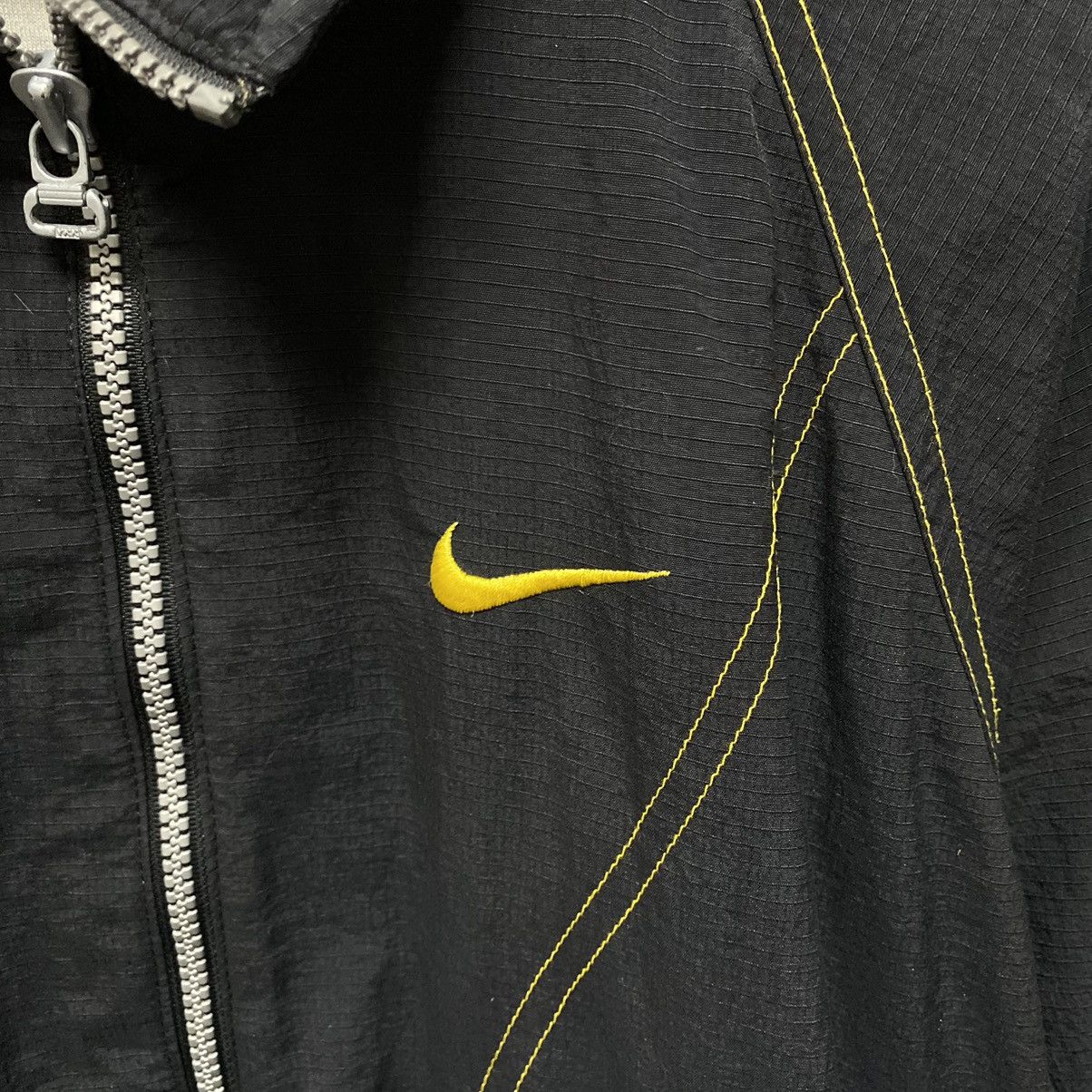 Nike Vintage Nike Track Jacket 00s Y2K Size US S / EU 44-46 / 1 - 4 Thumbnail
