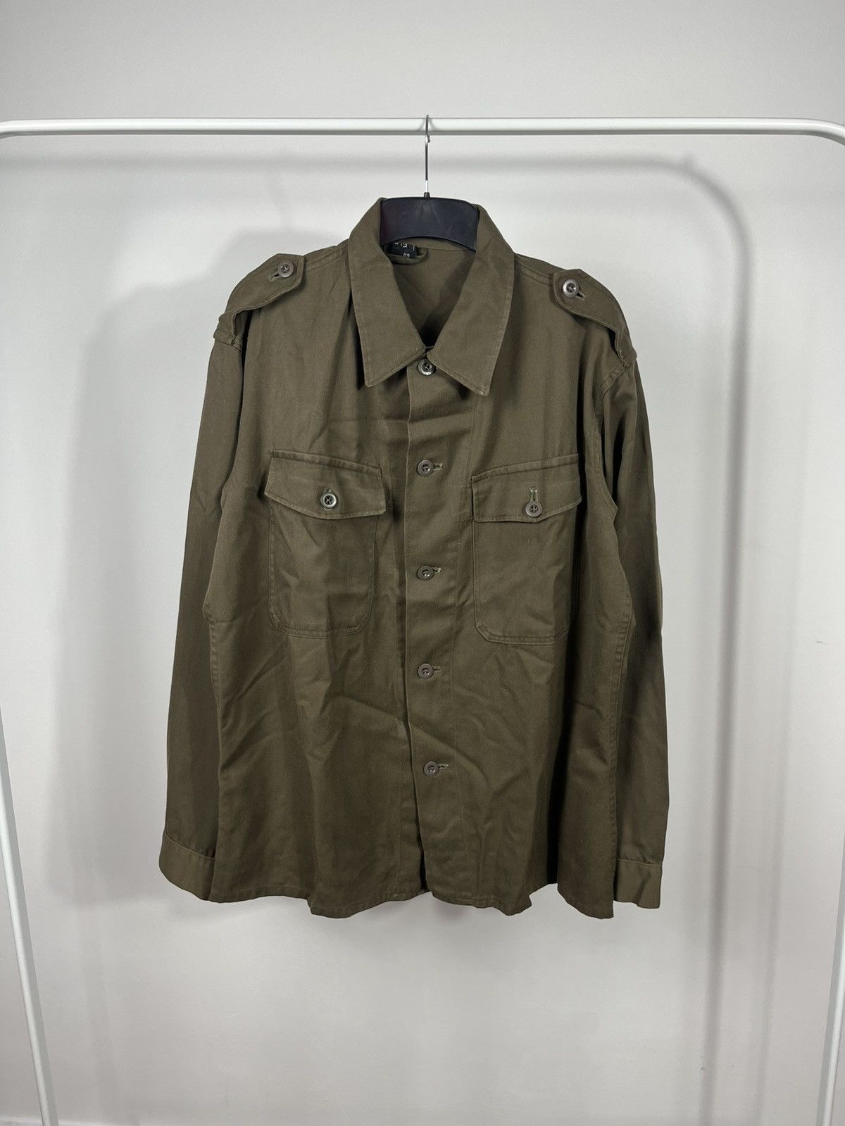 Other Austrian Army Olive Green Military Shirt with Epaulettes Size US XL / EU 56 / 4 - 1 Thumbnail