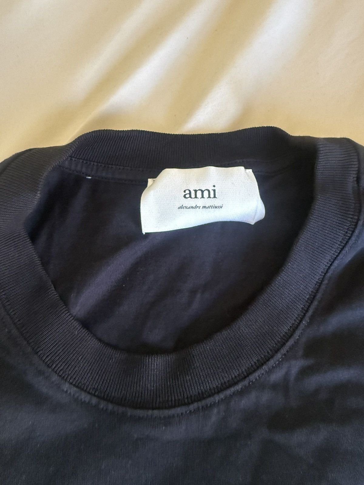 AMI Classic AMI small heart in black Size US XL / EU 56 / 4 - 3 Thumbnail