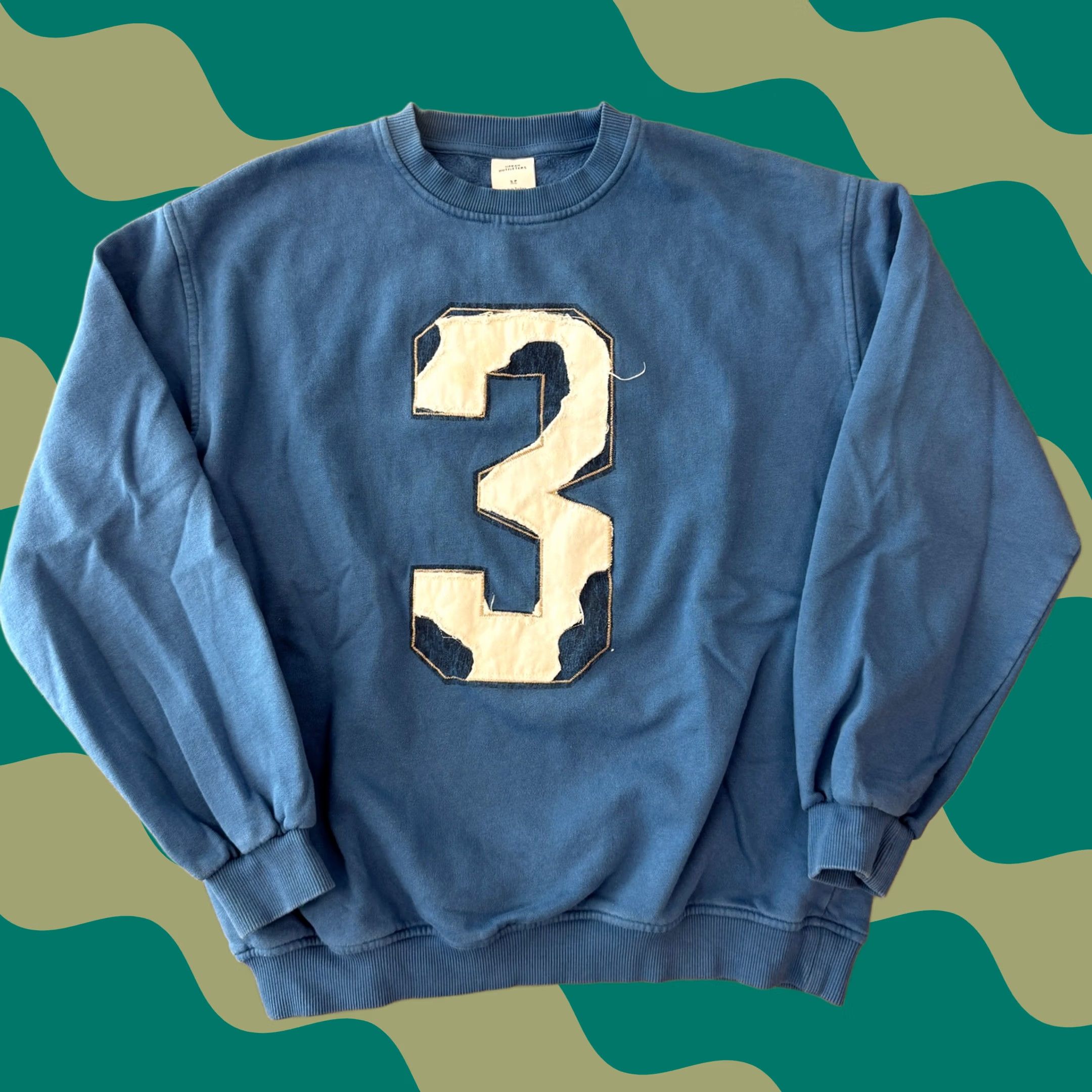 Urban Outfitters VINTAGE Y2K Urban Outfitters Cozy Blue 3 Longsleeve Crewneck Sweatshirt S Women's Longsleeve Crewneck Sweatshirt Blue S Size S / US 4 / IT 40 - 1 Thumbnail