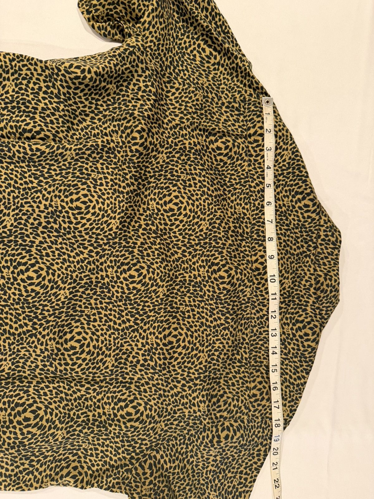 Saint Laurent Paris Saint Laurent men leopard print shirt.XXL. $890 Size US XXL / EU 58 / 5 - 5 Thumbnail