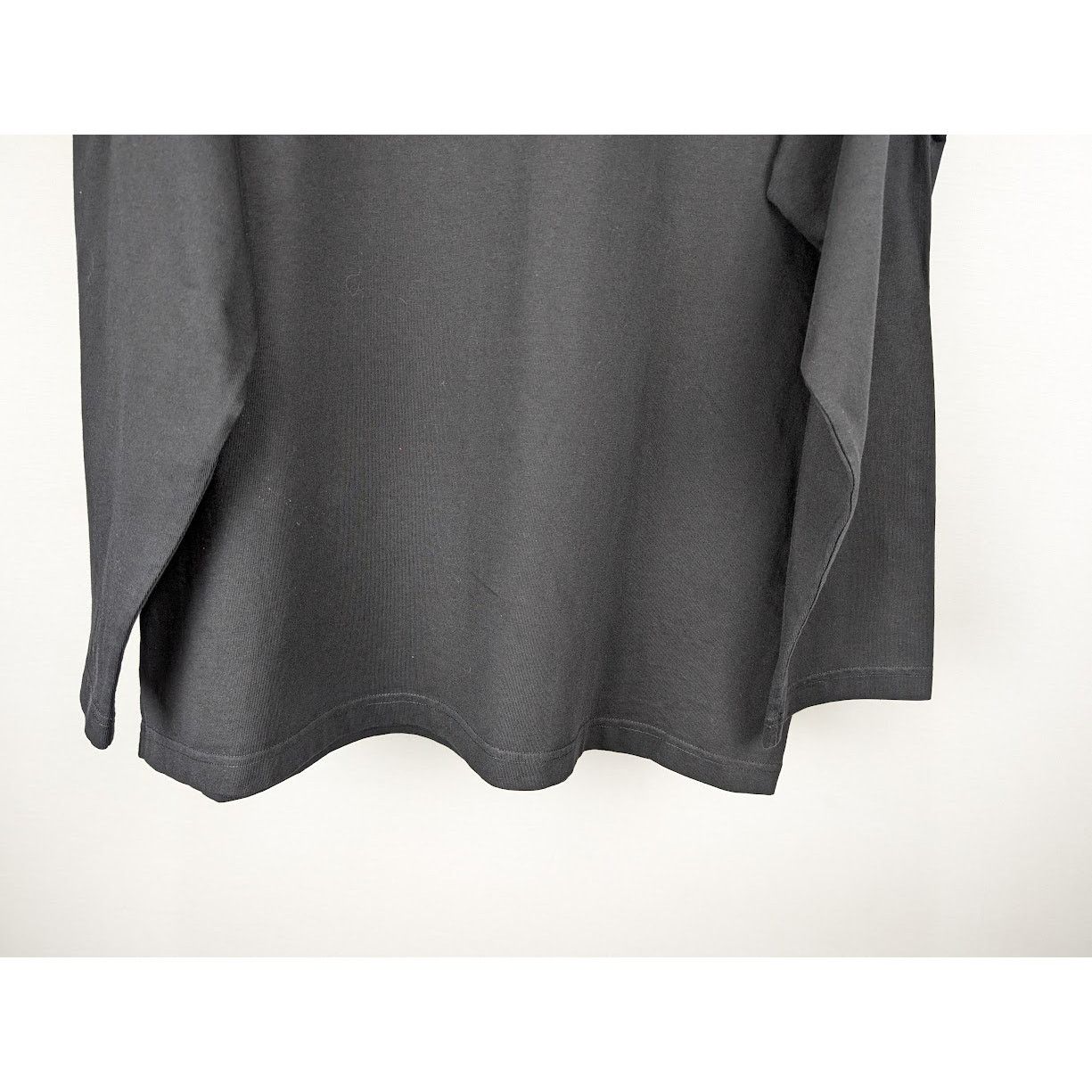Balenciaga o1rshd1 Q:3 / Oversize Long Sleeve T-Shirt in Black Size US M / EU 48-50 / 2 - 6 Thumbnail