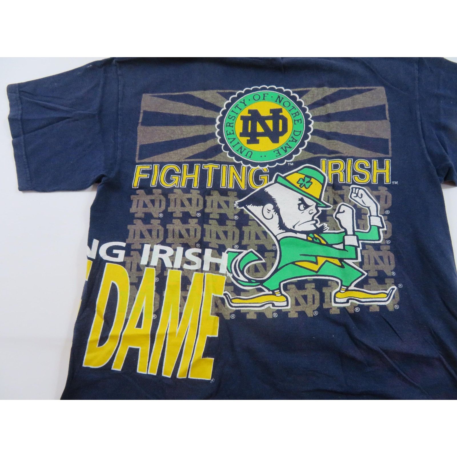 Other Fighting Irish of Notre Dame T-Shirt Double-Sided Sz L 1990s Size US L / EU 52-54 / 3 - 5 Thumbnail