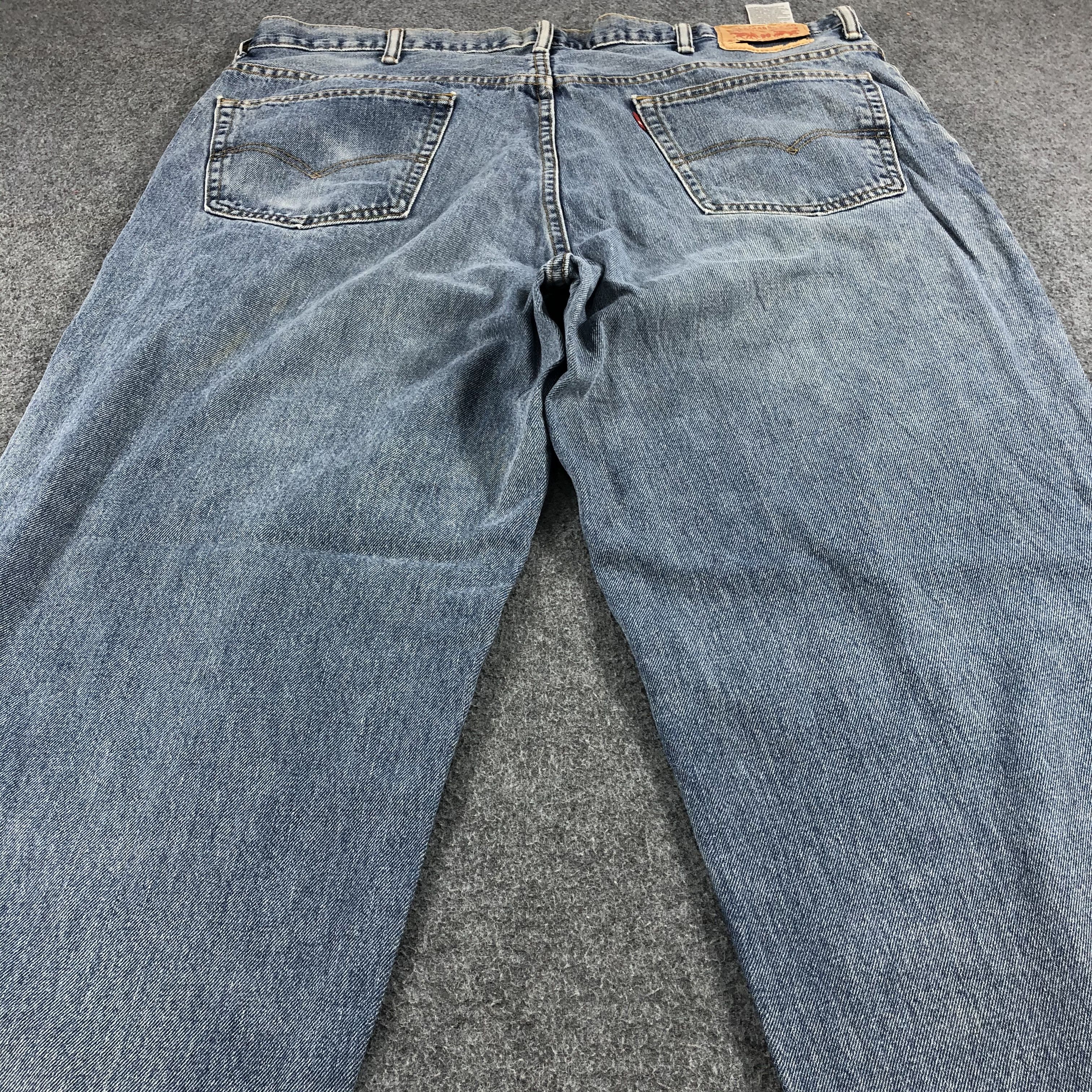 Levi's Vintage Levis 560 Light Wash Jeans- J1324 Size US 43 - 4 Thumbnail