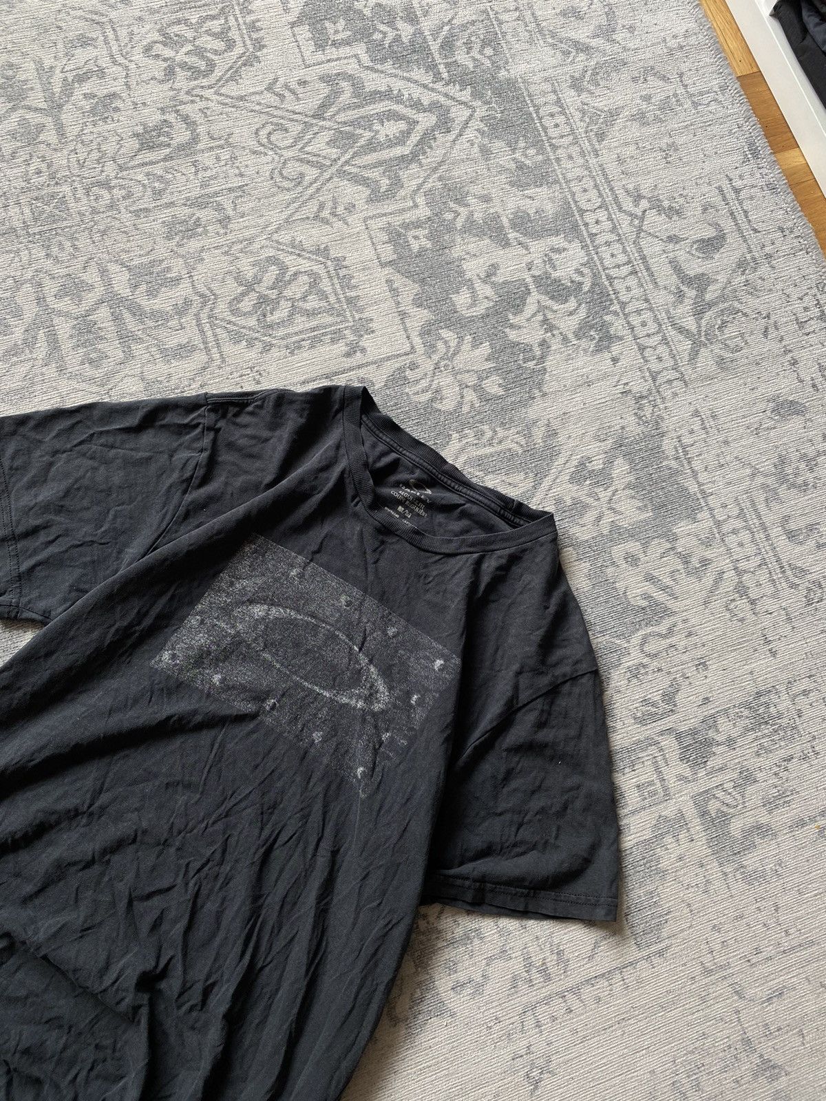 Oakley × Vintage Oakley Vintage T-Shirt Big Logo Outdoor Faded Japanese Hype Size US M / EU 48-50 / 2 - 3 Thumbnail