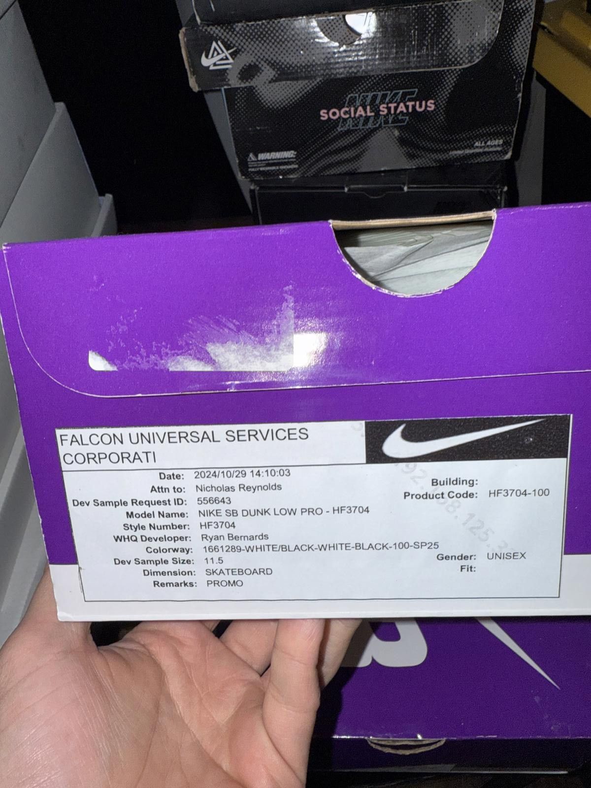 Nike Nike Men’s Dunk SB Low Pro White/Black Sample Size US 11.5 / EU 44-45 - 2 Thumbnail