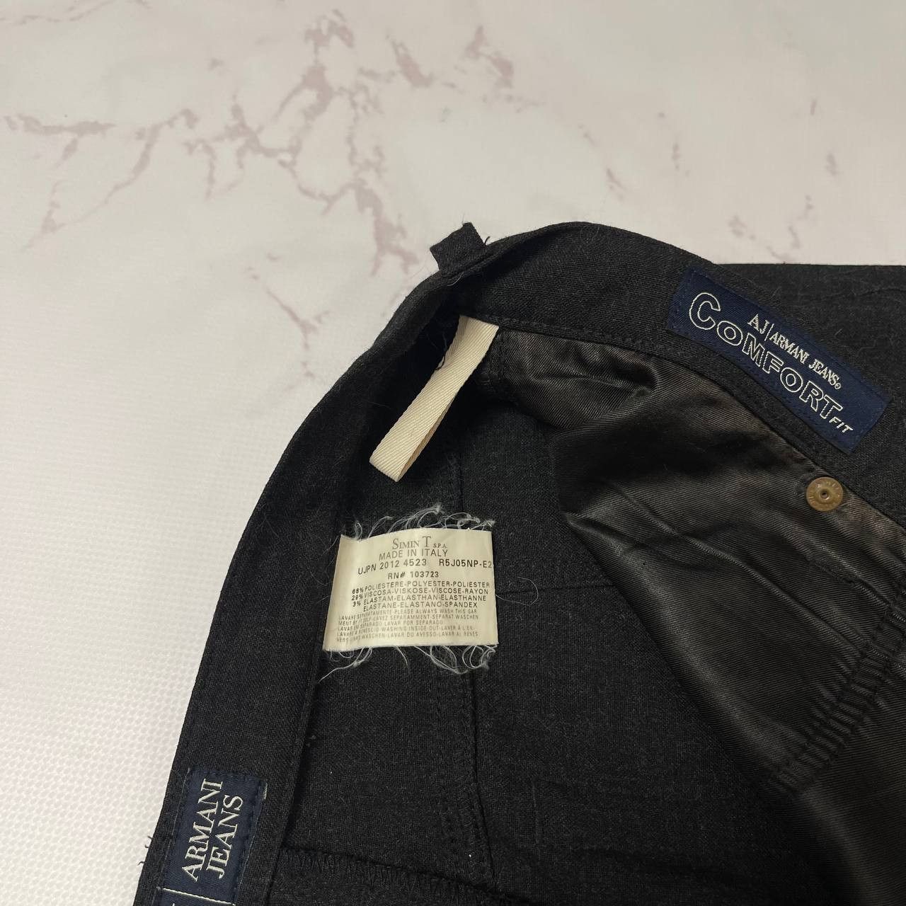 Armani Armani Comfort Classic Pants Metal Logo Size 30 Vintage Size US 30 / EU 46 - 9 Thumbnail