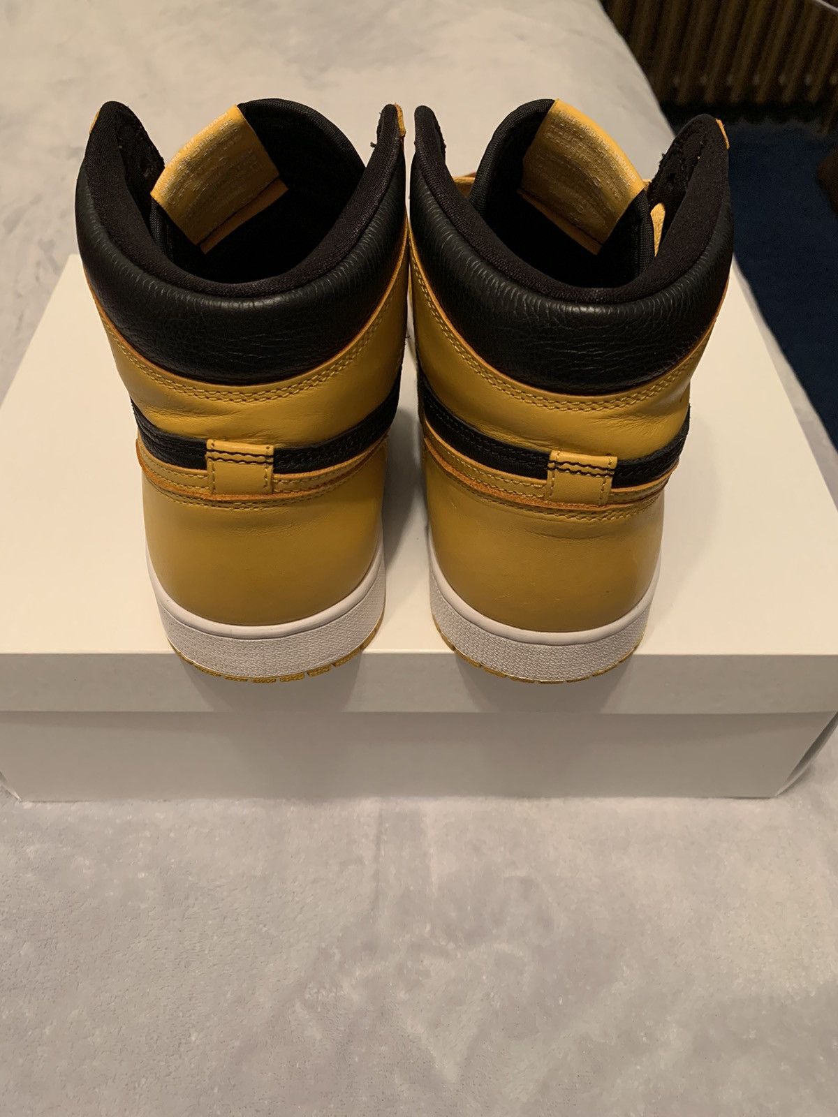 Jordan Brand Jordan 1 Retro OG High Pollen 2021 Size 10.5 Size US 10.5 / EU 43-44 - 5 Thumbnail