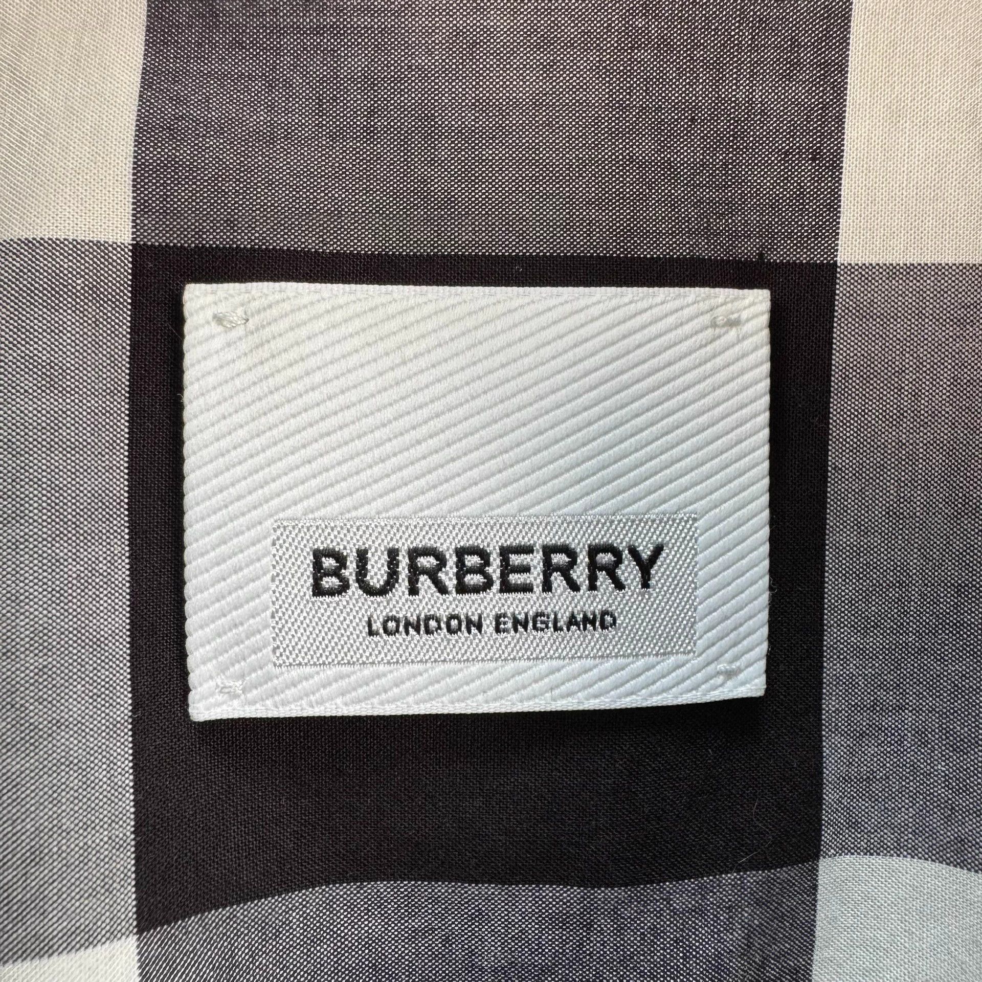 Burberry Burberry Classic Check Longsleeve Shirt M 98 New Size US M / EU 48-50 / 2 - 5 Thumbnail