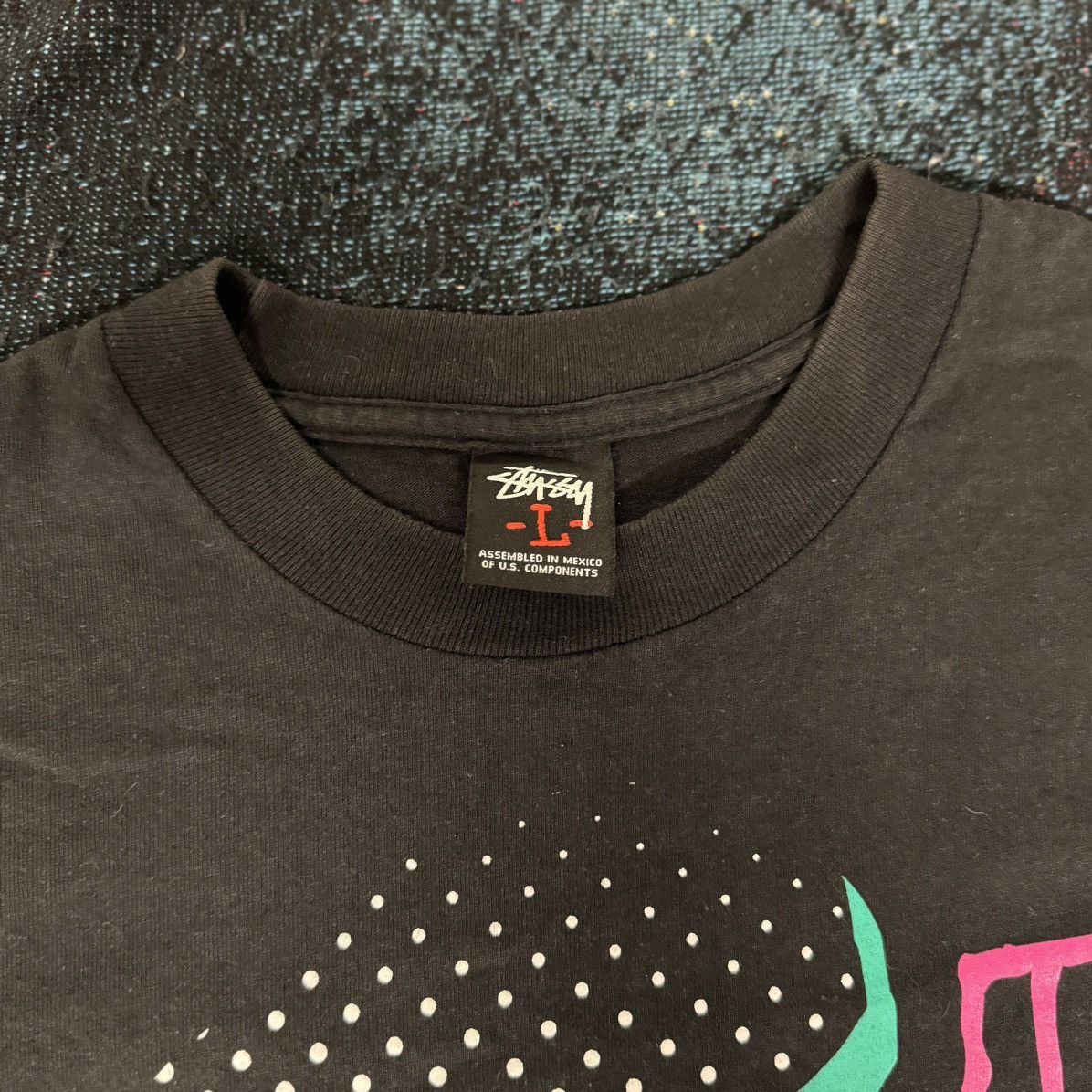 Stussy × Vintage VINTAGE STUSSY WORLD TRIBE TEE BLACK Size US L / EU 52-54 / 3 - 3 Thumbnail