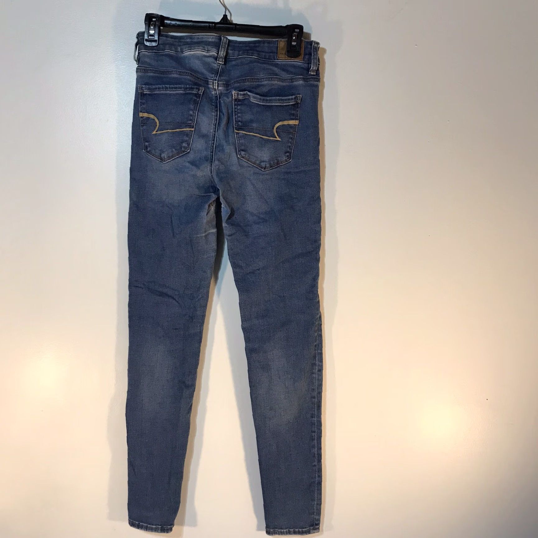 American Eagle Outfitters American Eagle Outfitters Light Wash High Rise Jeggings Women’s Regular Size 6 Blue Denim Size 28" / US 6 / IT 42 - 4 Thumbnail