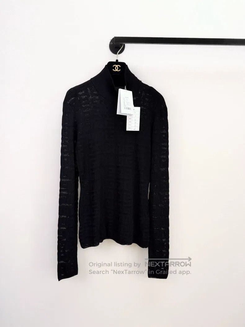 Givenchy Givenchy New With Tag Classic Ribbed High-neck Long Sleeve Size US L / EU 52-54 / 3 - 1 Thumbnail
