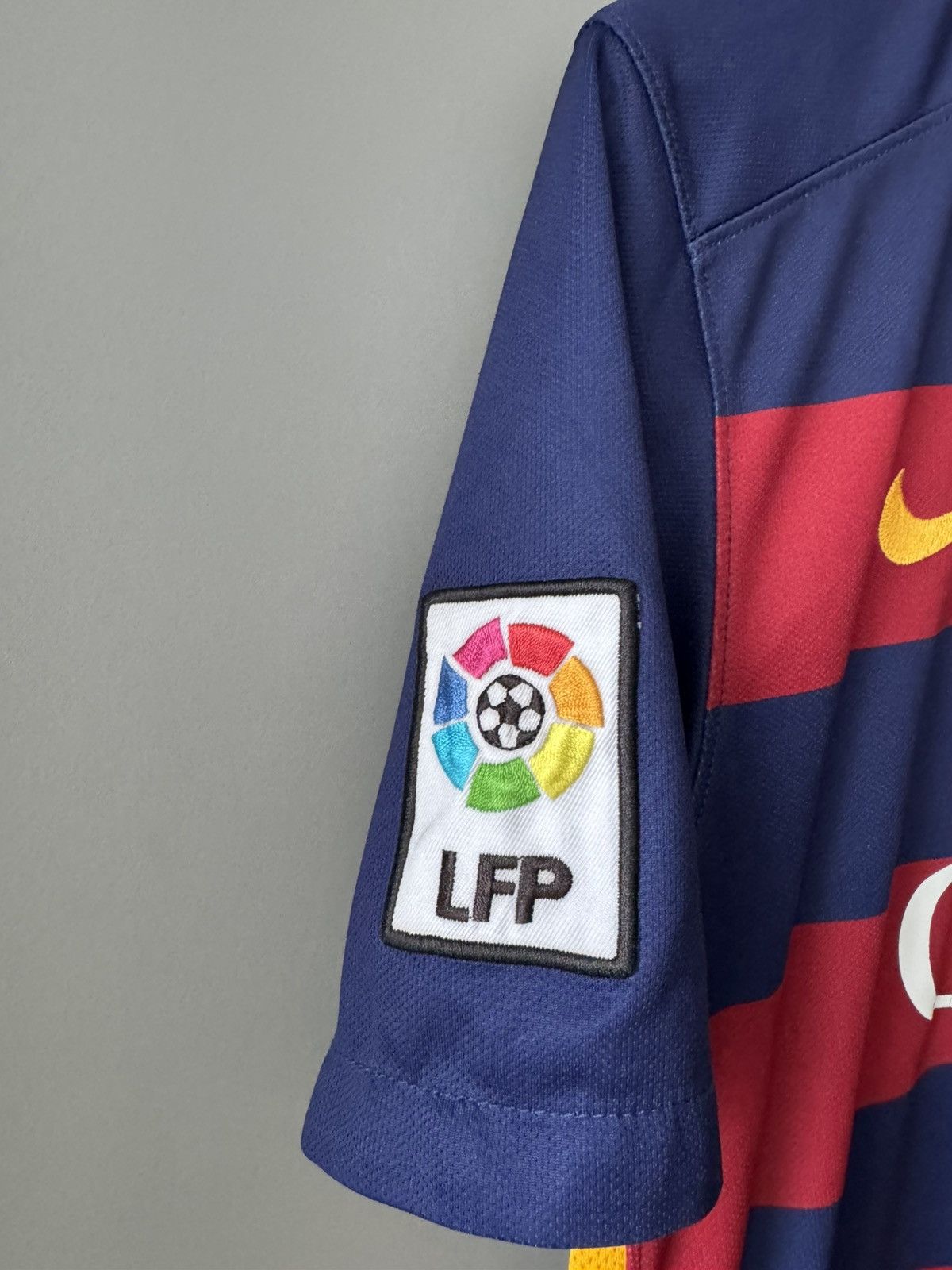 Nike Nike Barcelona 2015/16 Home Jersey (Messi) Size US M / EU 48-50 / 2 - 7 Thumbnail