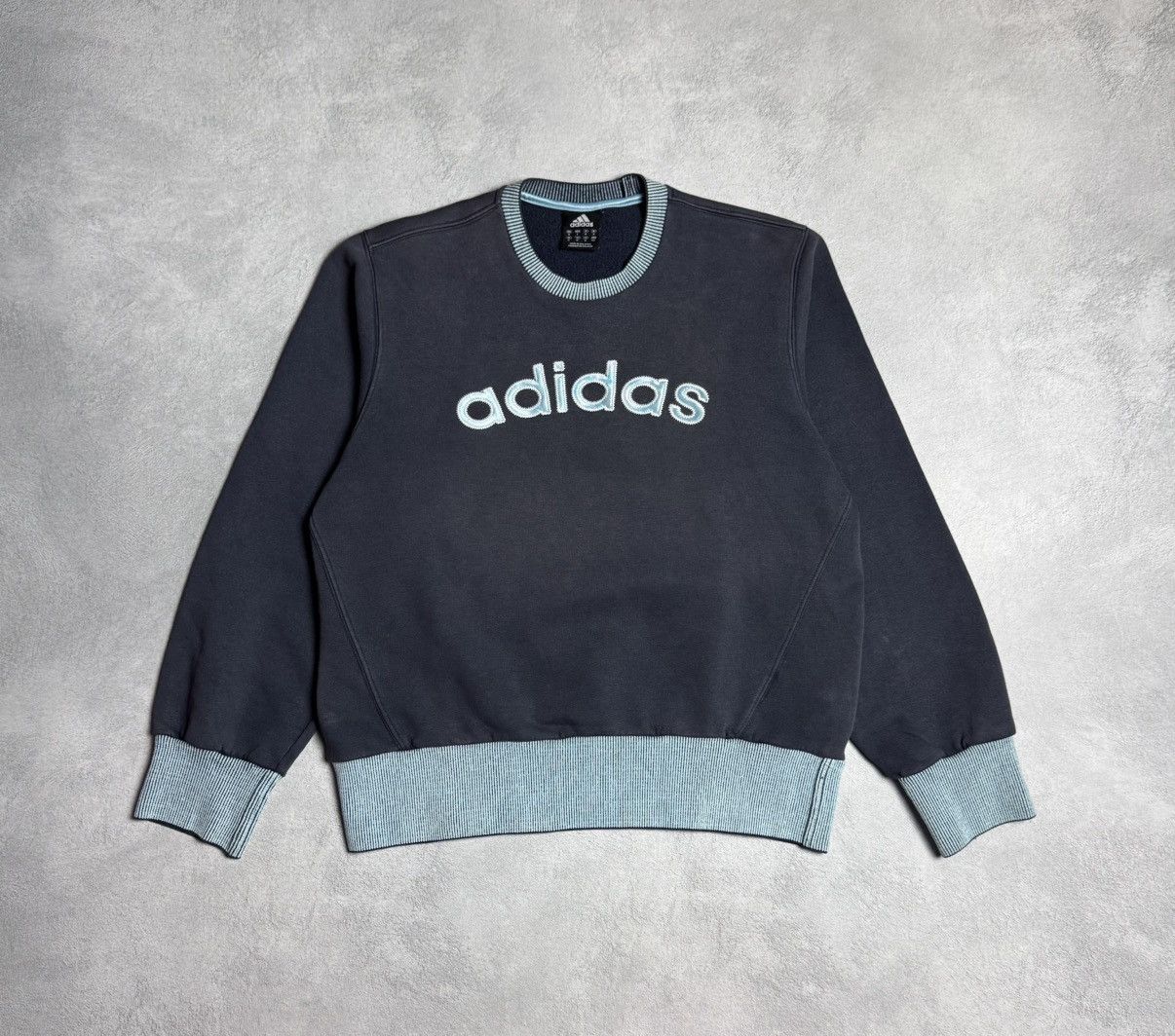 Adidas Adidas Vintage Big Logo Crewneck Cotton Boxy Sweatshirt Size US M / EU 48-50 / 2 - 1 Thumbnail