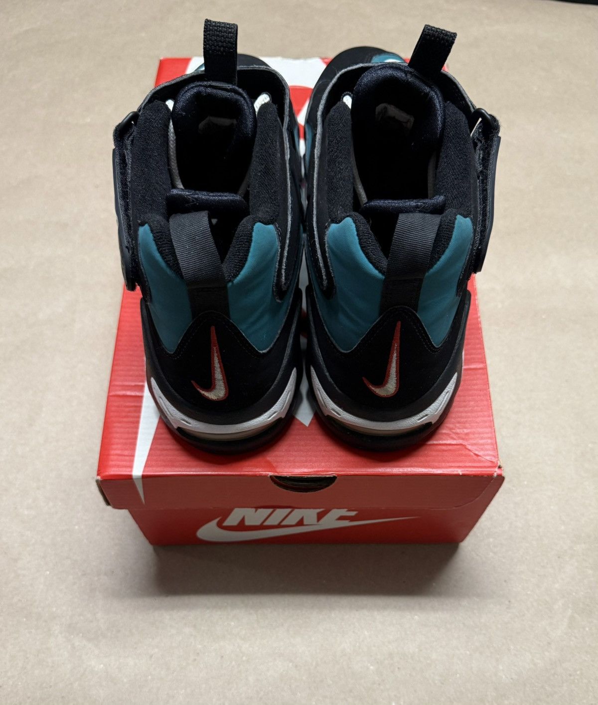 Nike Air Griffey Max 1 Retro Black Freshwater 2021 sz 10.5! display picture 2