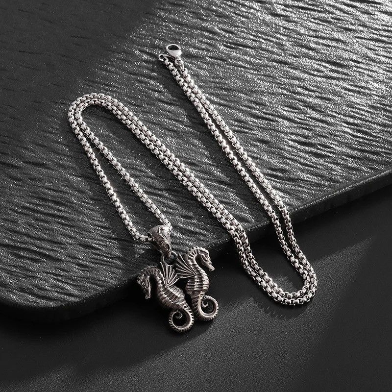 Jewelry Double-Headed Seahorse Animal Pendant Necklace Size ONE SIZE - 3 Thumbnail
