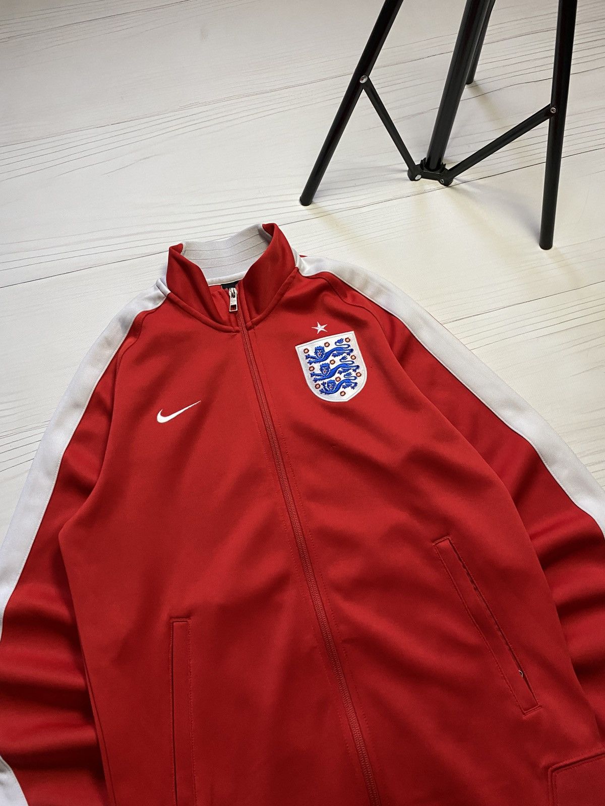 Nike Vintage Nike England 2014 track jacket 589856-600 Size US S / EU 44-46 / 1 - 6 Thumbnail