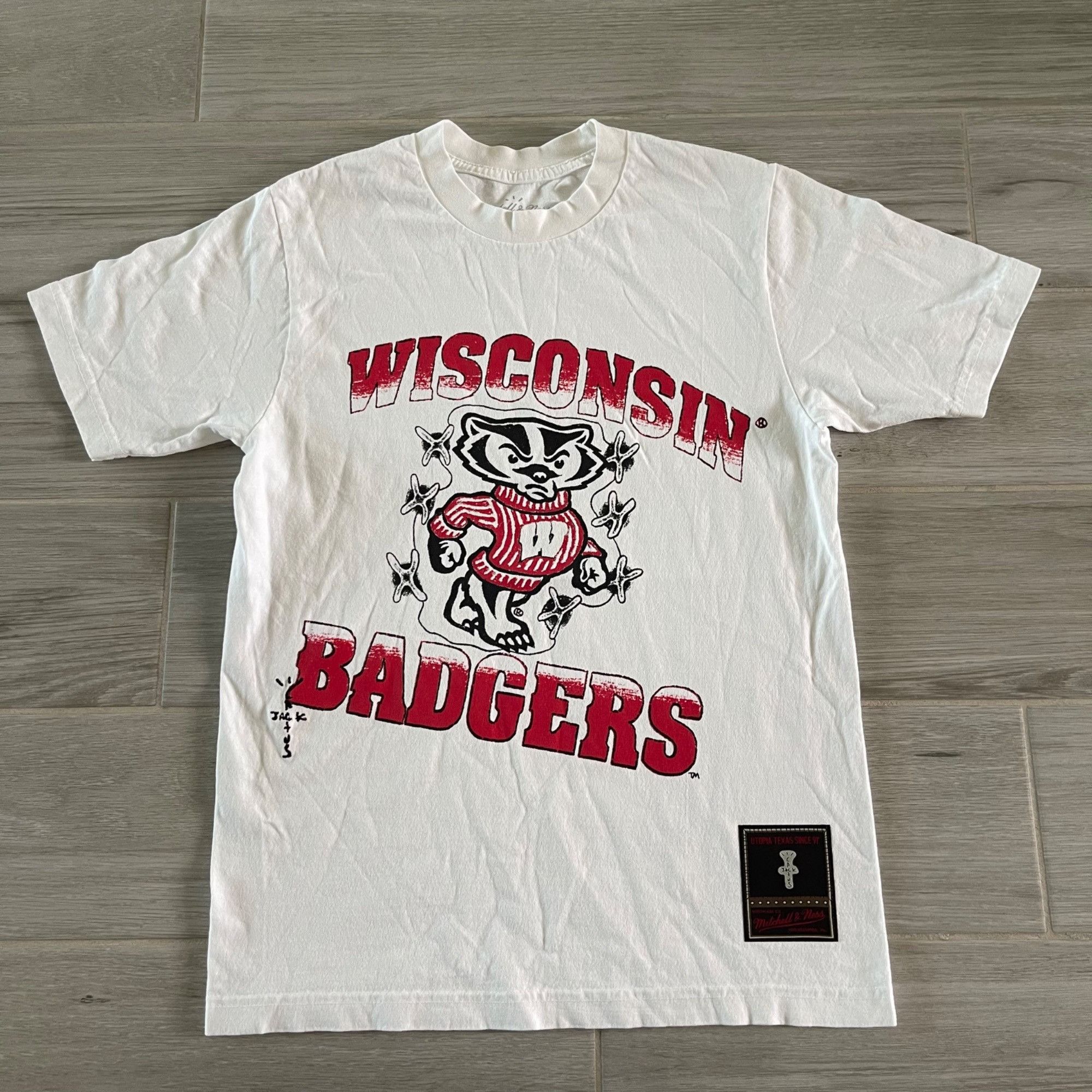 Mitchell & Ness × Travis Scott TRAVIS SCOTT CACTUS JACK x MITCHELL & NESS x WISCONSIN TEE S Size US S / EU 44-46 / 1 - 2 Thumbnail