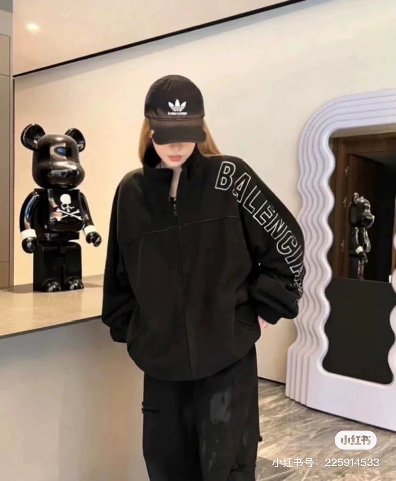 Balenciaga Balenciaga Polar fleece coat Size US S / EU 44-46 / 1 - 5 Thumbnail