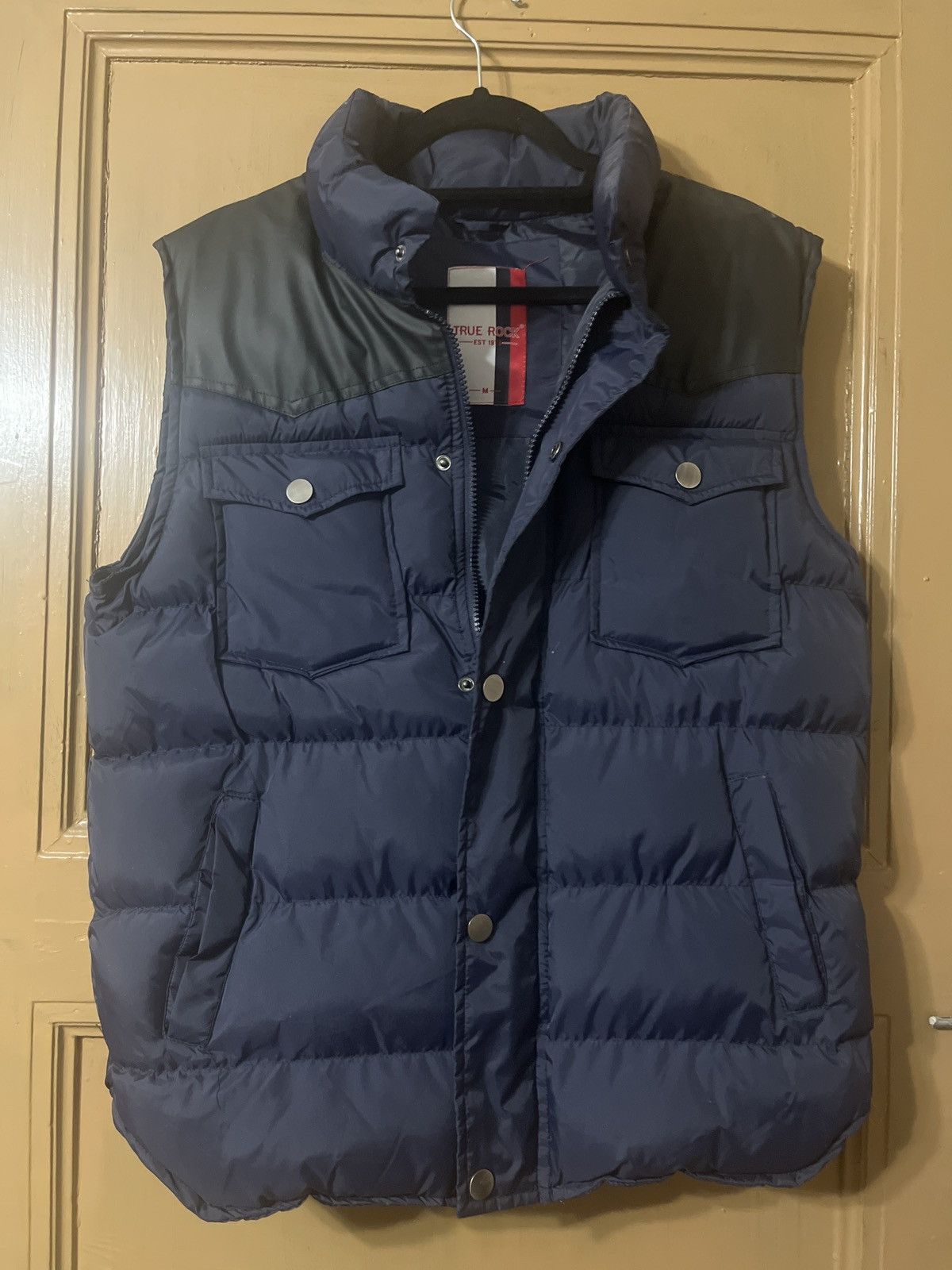 Other True Rock Men’s Puffer Vest Size US M / EU 48-50 / 2 - 3 Thumbnail