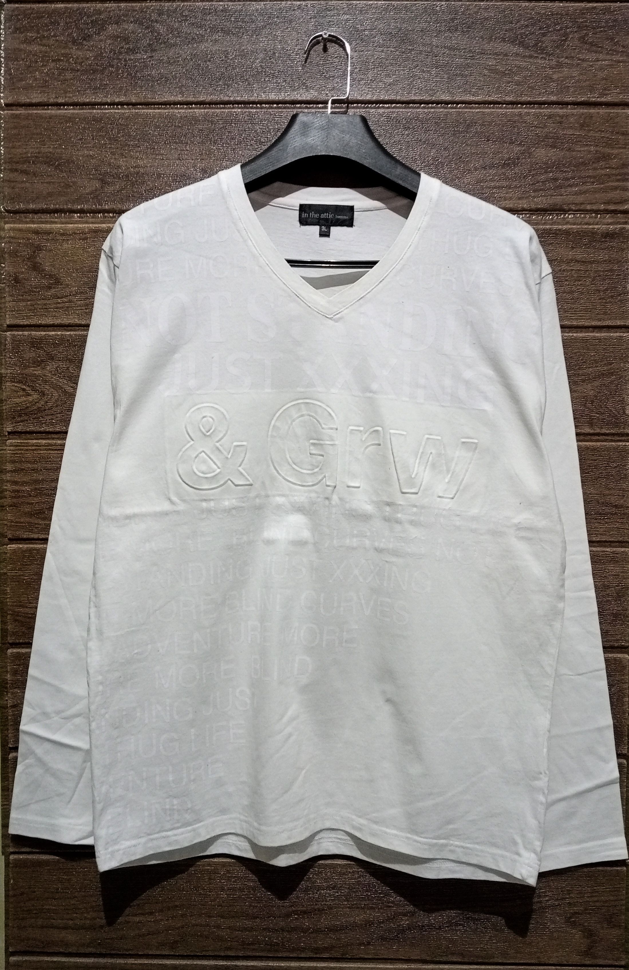 In The Attic Vintage In The Attic Homme V-Neck Long Sleeve Tshirt Size US L / EU 52-54 / 3 - 1 Thumbnail