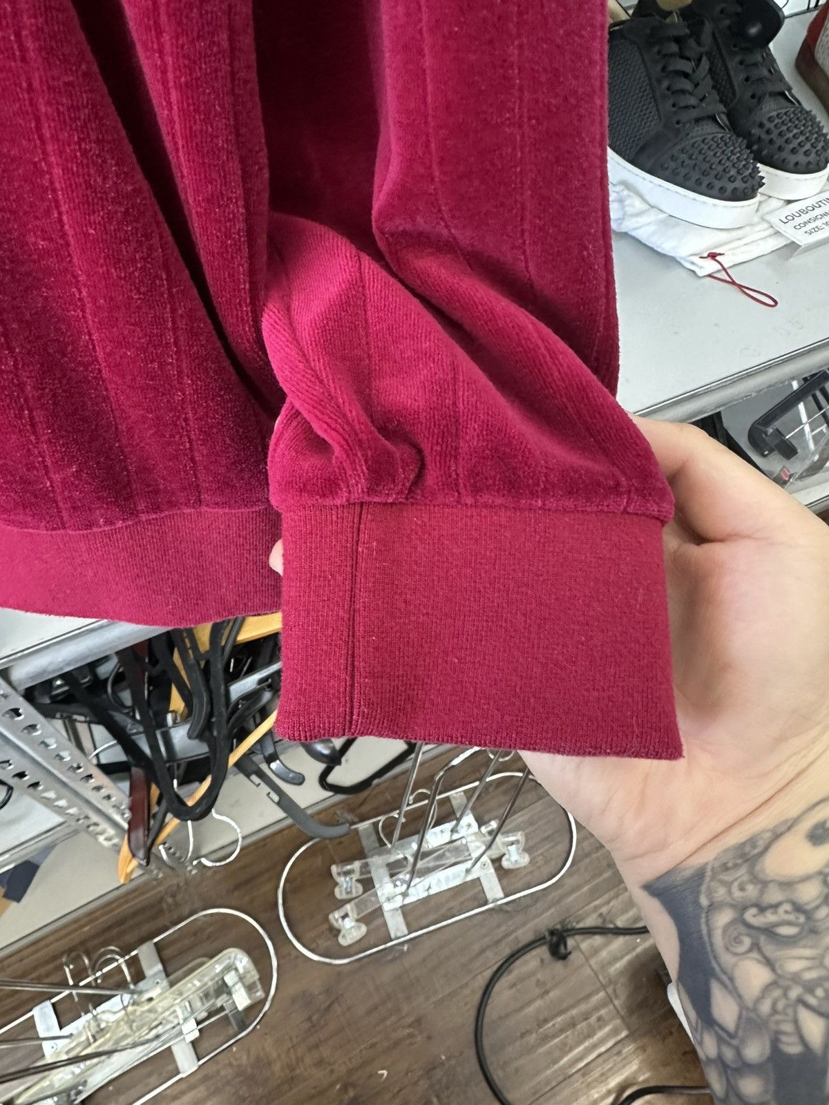 Supreme Supreme Ribbed Velour Crewneck SWEATER FW17 RED MEDIUM Size US M / EU 48-50 / 2 - 4 Thumbnail