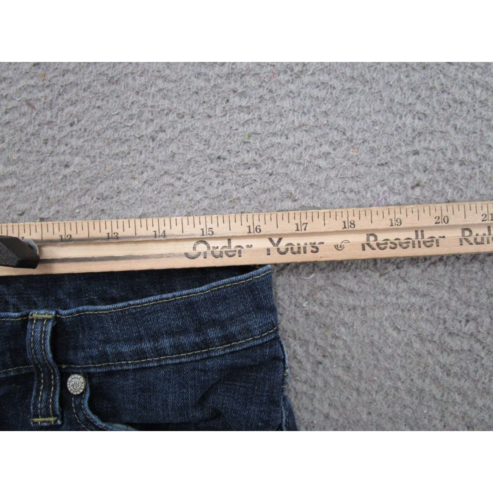 Vintage Rock & Republic Jeans Straight Denim Blue Stretch Size 12 Dark Wash Women Regular Pockets 5-T Size 34" / US 12 / IT 48 - 7 Thumbnail