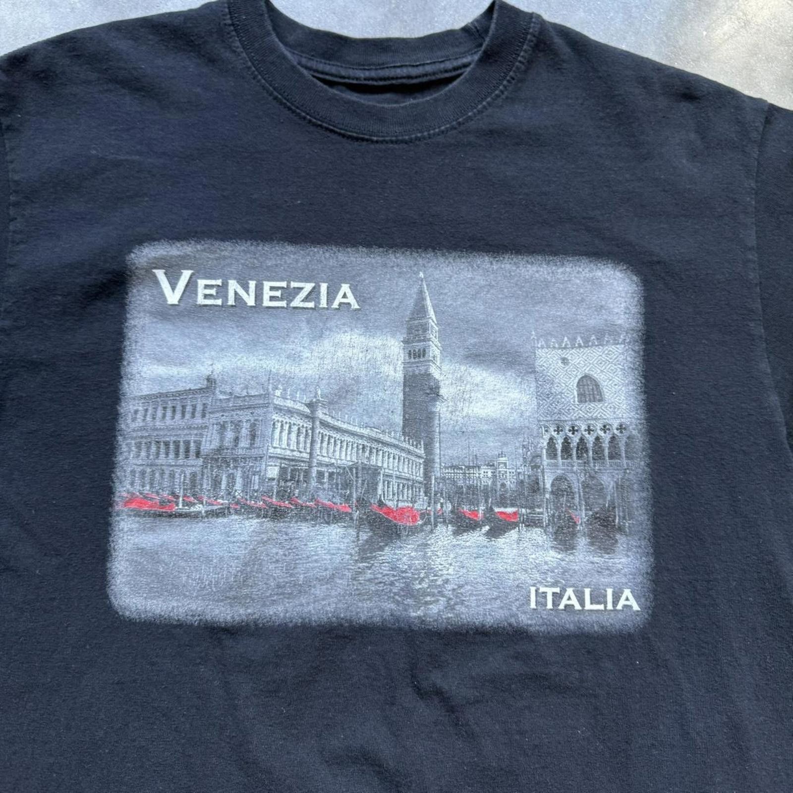 Other ITALY “Venezia Italia” Faded Graphic T-shirt Size US S / EU 44-46 / 1 - 3 Thumbnail