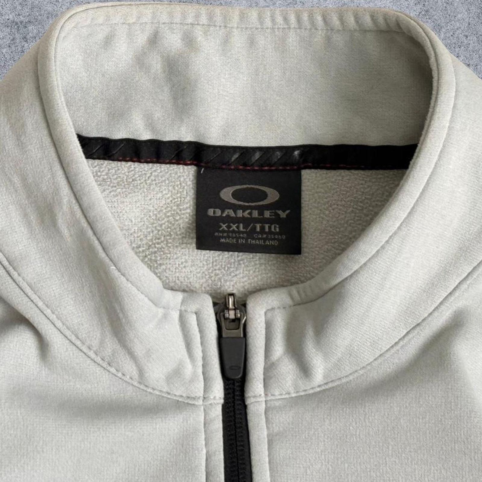 Oakley Oakley 2000s Light Grey 1/4 Zip Pullover Sweatshirt Size US XL / EU 56 / 4 - 4 Thumbnail