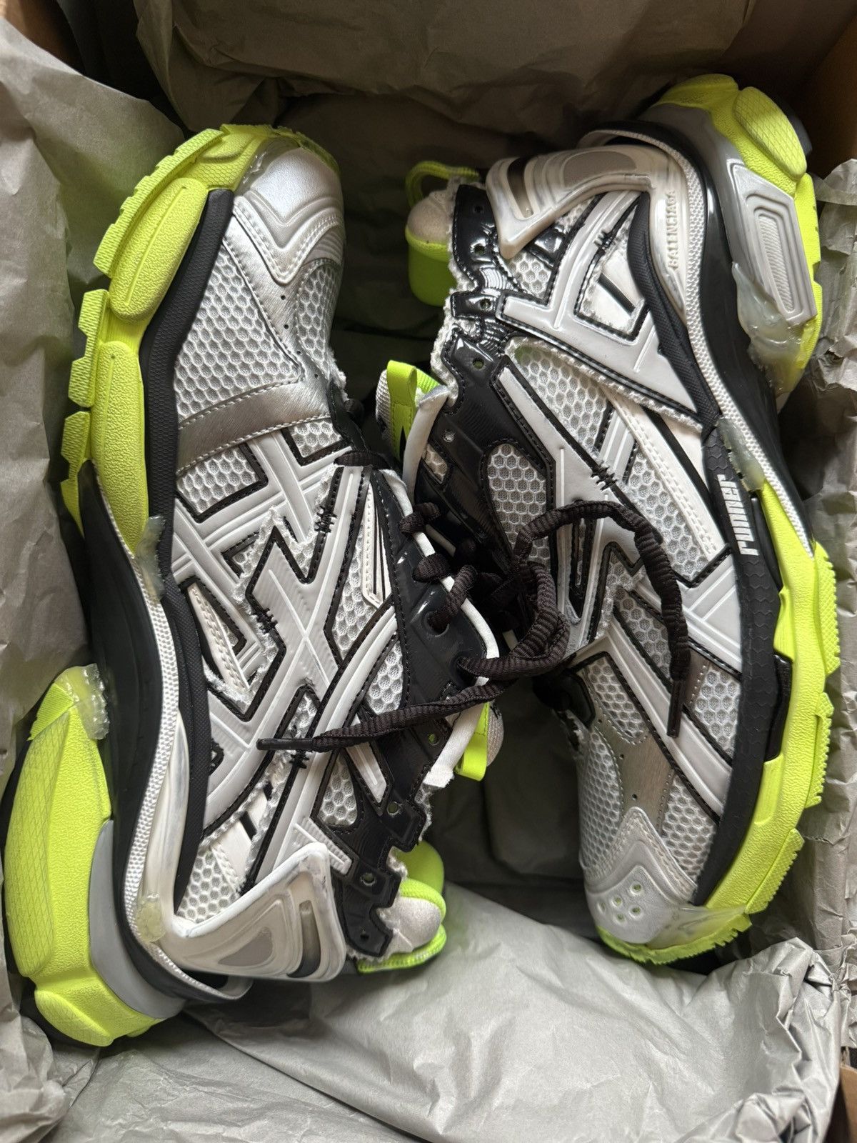 Balenciaga Balenciaga Runner White Neon Size US 12 / EU 45 - 1 Thumbnail
