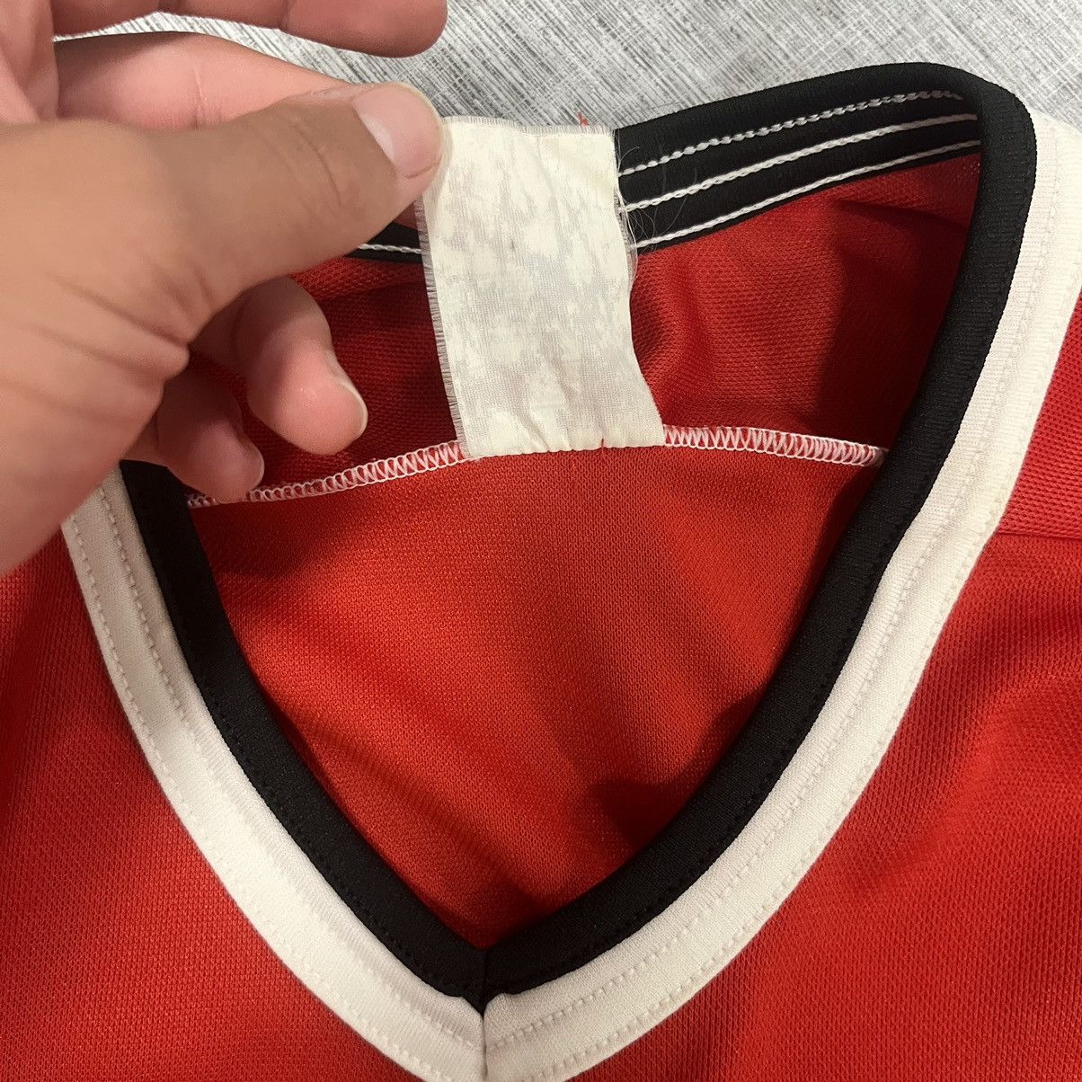 Ccm × NHL VTG CCM Chicago BlackHawks Jersey Size US L / EU 52-54 / 3 - 6 Thumbnail