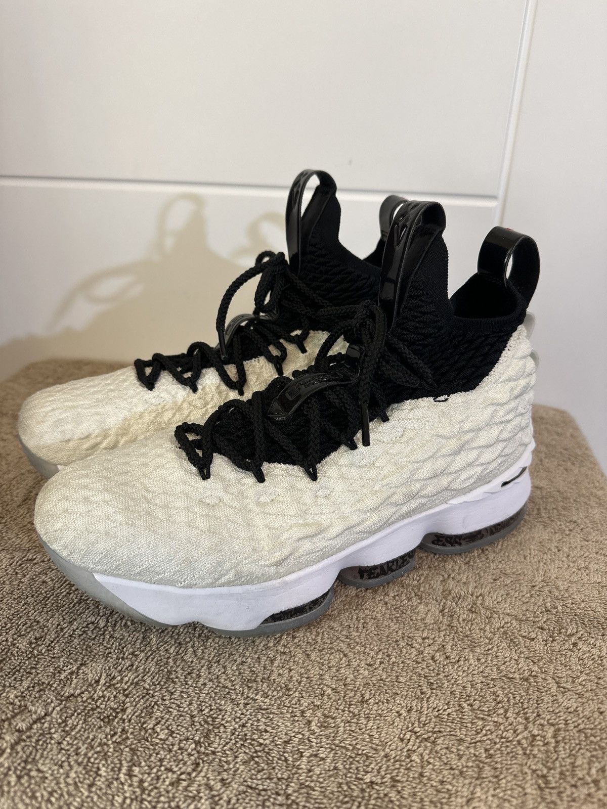 Nike Nike Lebron 15 GS 'Graffitti Shoes Size US 9 / EU 42 - 1 Thumbnail
