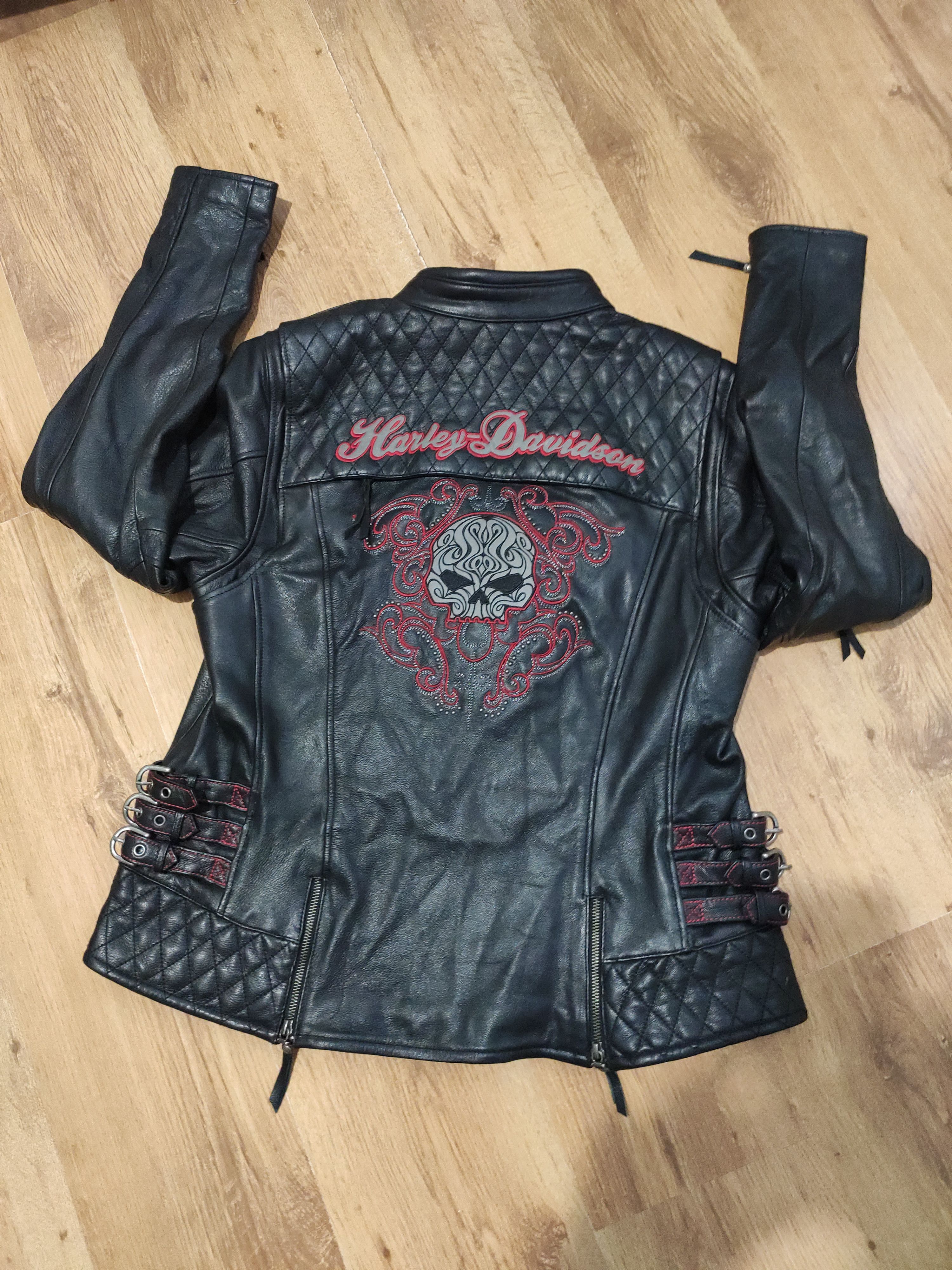 Women's Harley Davidson leather jacket size XL