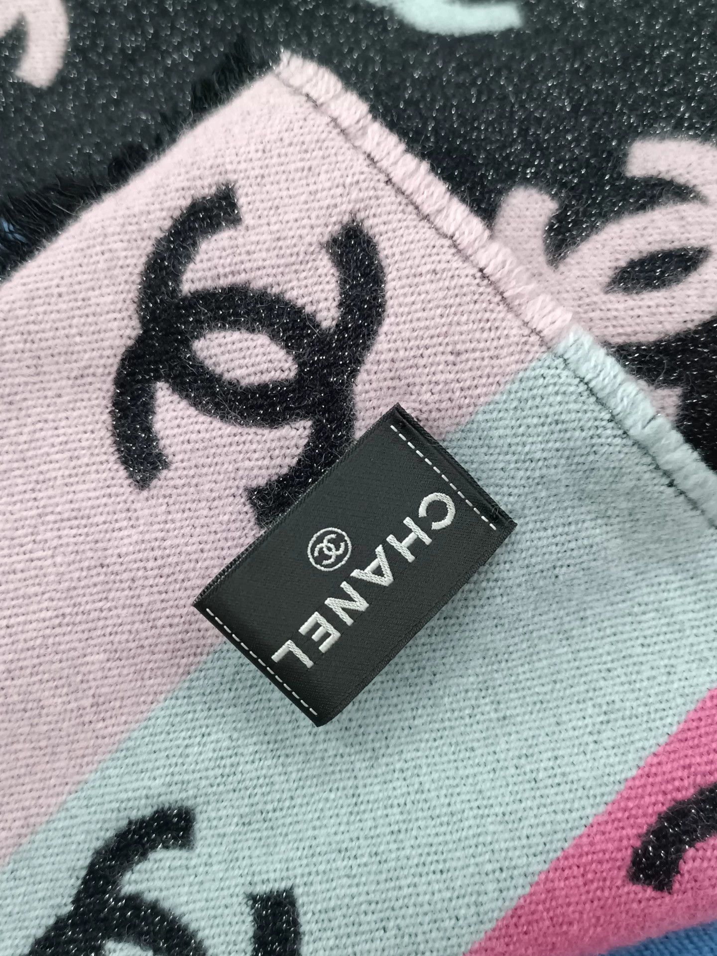 Chanel Chanel Rainbow Large Logo DoubleFaced Cashmere Scarf Size ONE SIZE - 4 Thumbnail