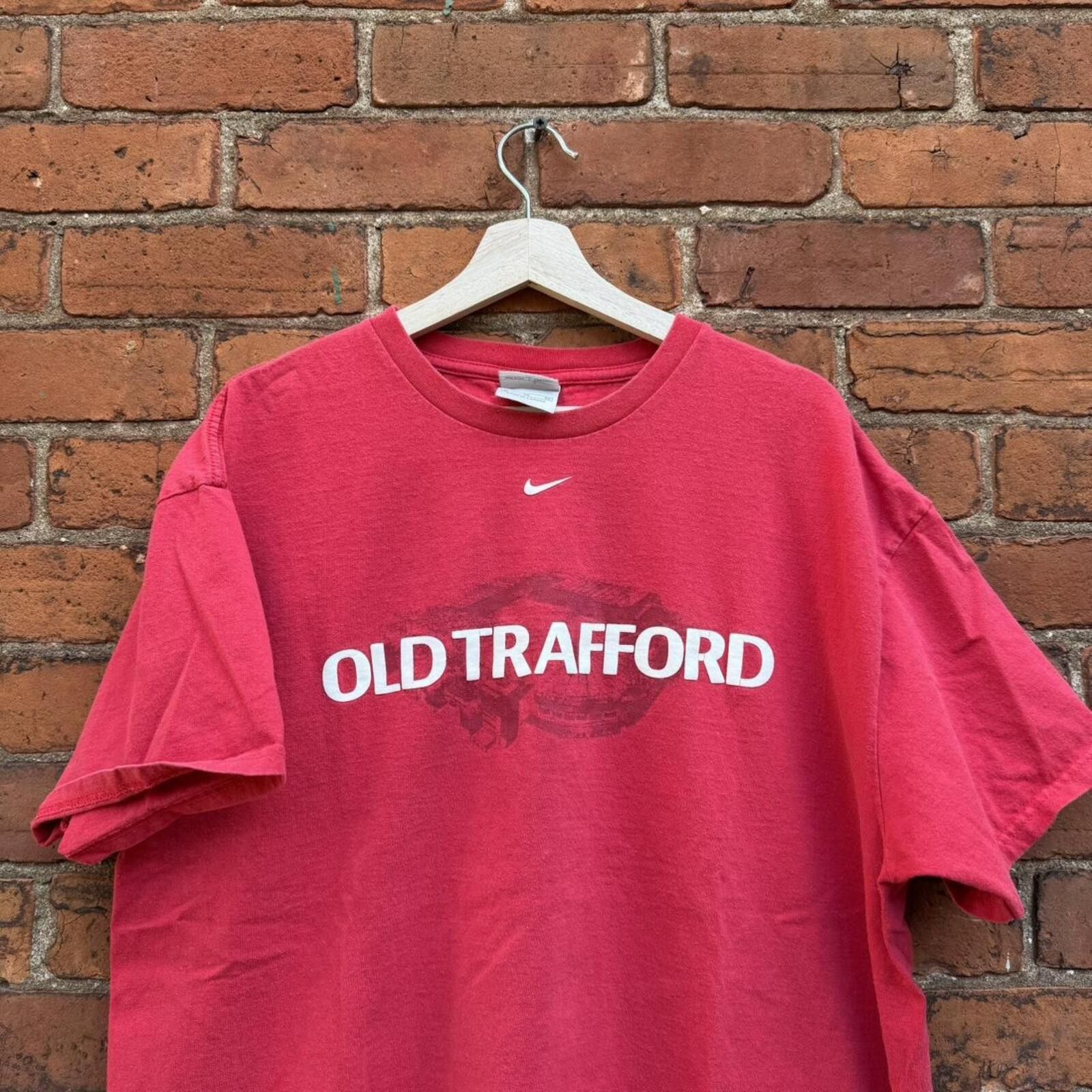 Nike vintage old trafford Manchester United Nike t shirt XL 00s Size US XL / EU 56 / 4 - 3 Thumbnail
