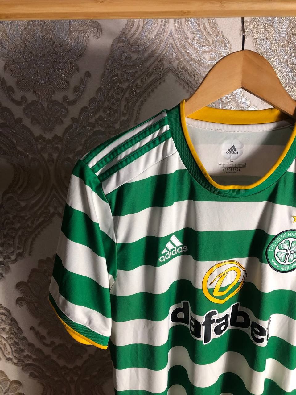 Adidas VINTAGE ADIDAS FC CELTIC SCOTLAND SOCCER JERSEY RETRO Y2K Size US L / EU 52-54 / 3 - 3 Thumbnail