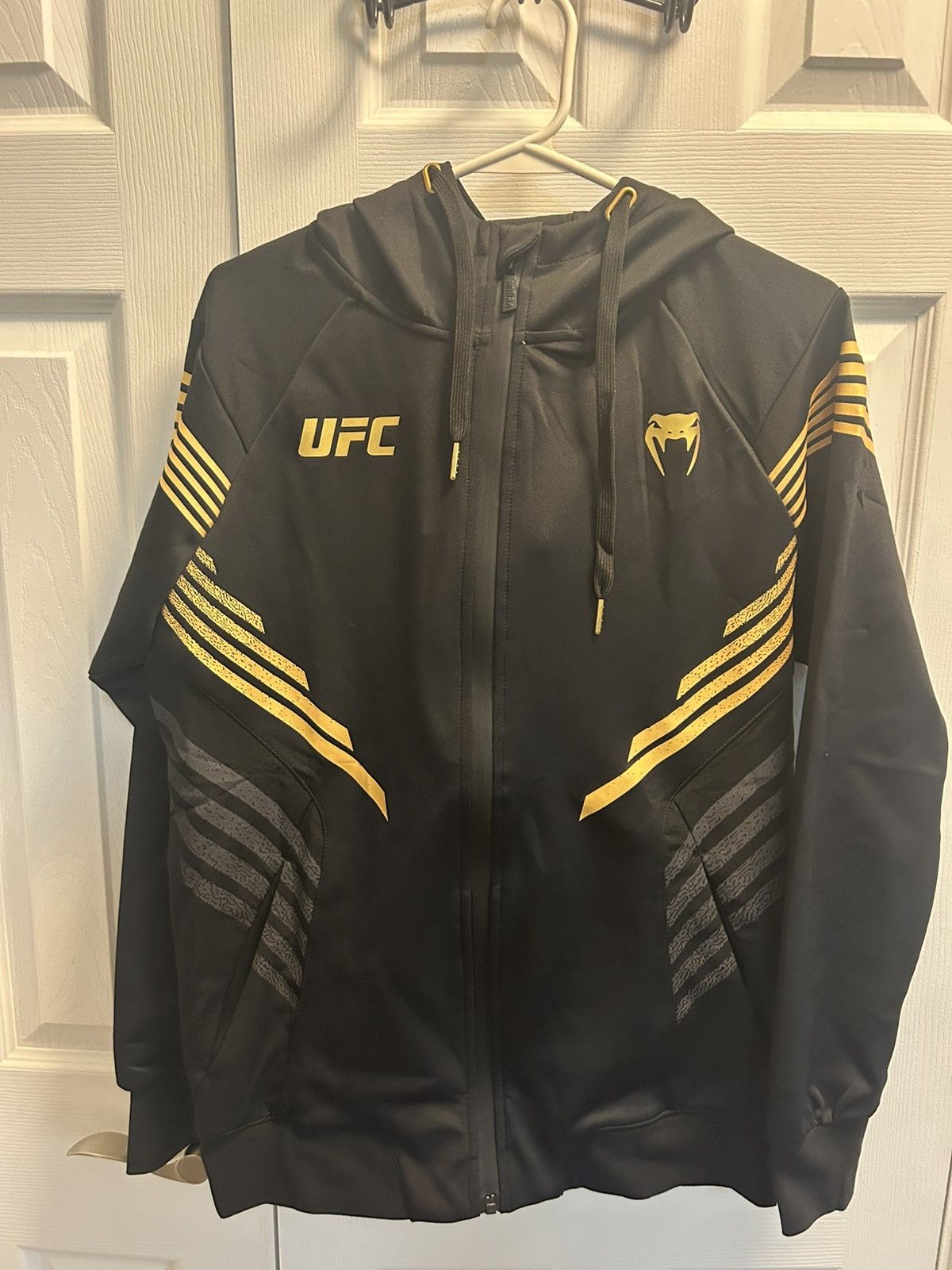 UFC UFC Venum jacket (never worn with tags) Size US M / EU 48-50 / 2 - 1 Thumbnail
