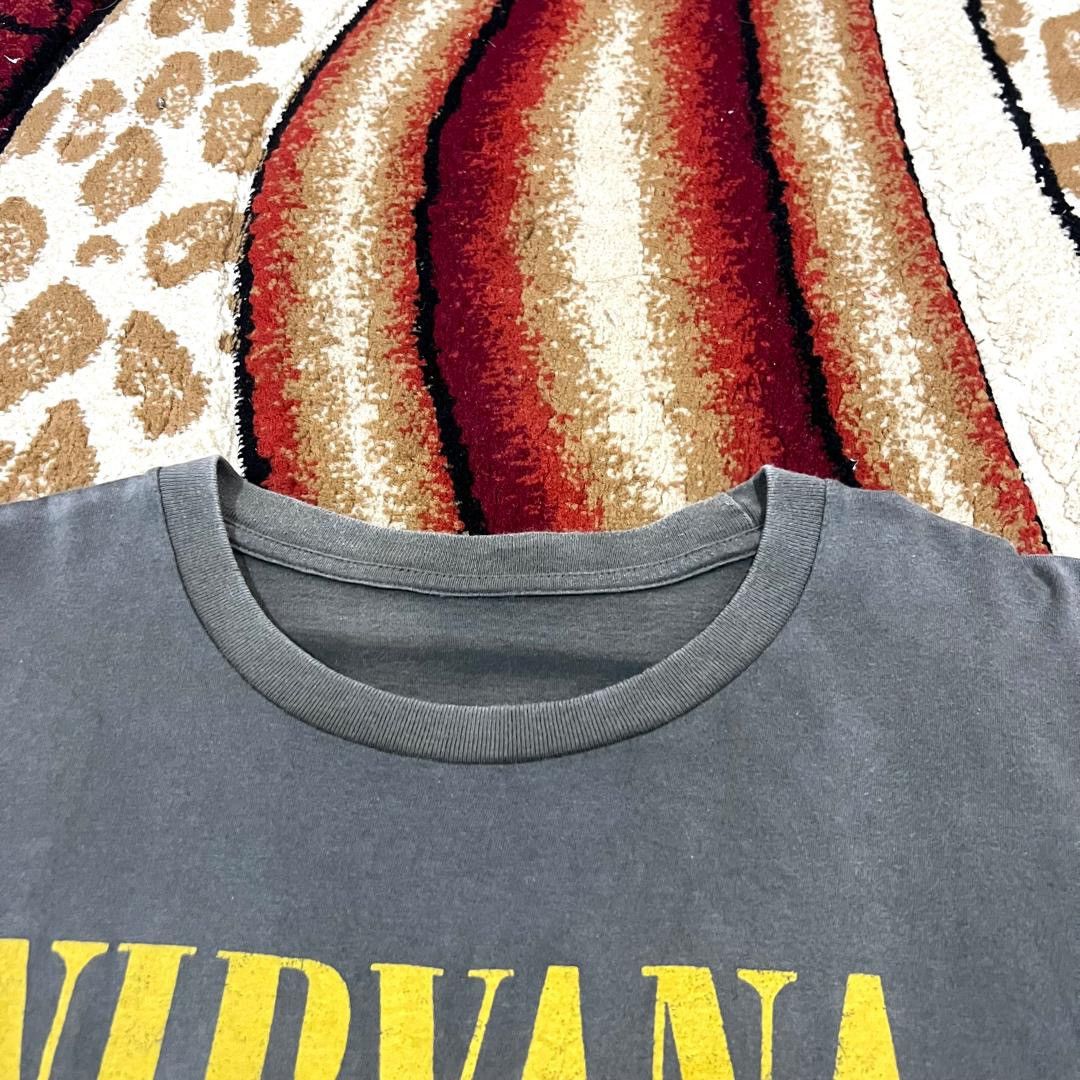 Band Tees Vintage Thrashed Faded Nirvana Band T Shirt Size US L / EU 52-54 / 3 - 5 Thumbnail