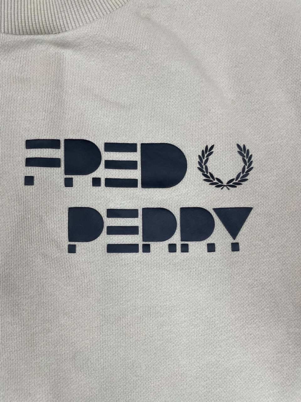 Fred Perry Fred Perry Men’s Sweatshirt Beige CrewneckLong Sleeve Size M Size US M / EU 48-50 / 2 - 3 Thumbnail