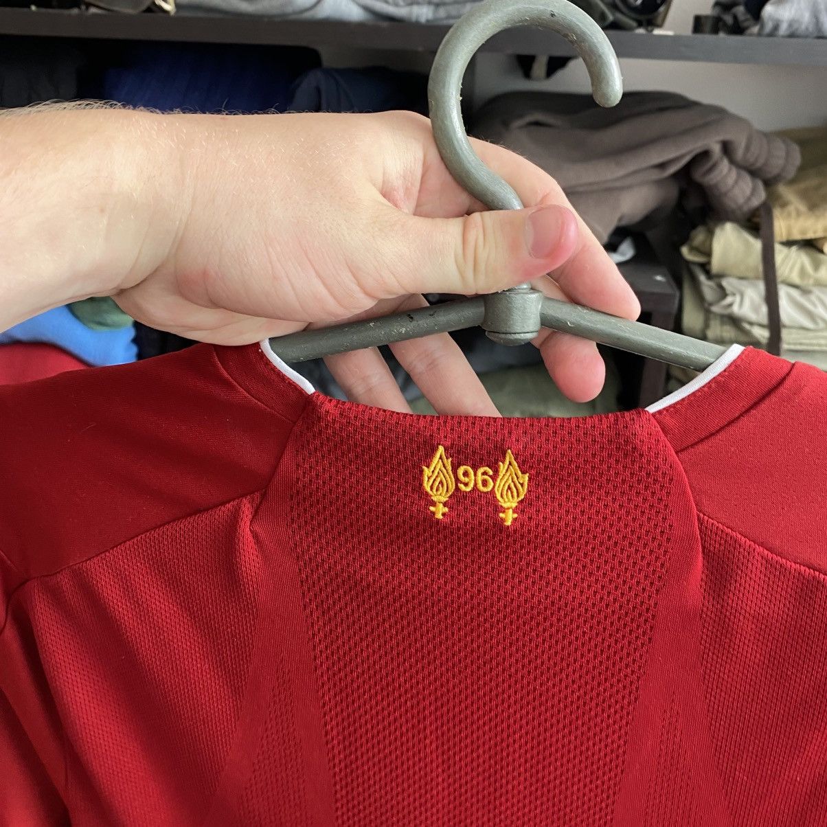 New Balance New Balance FC Liverpool big logo home soccer jersey Size US S / EU 44-46 / 1 - 10 Thumbnail