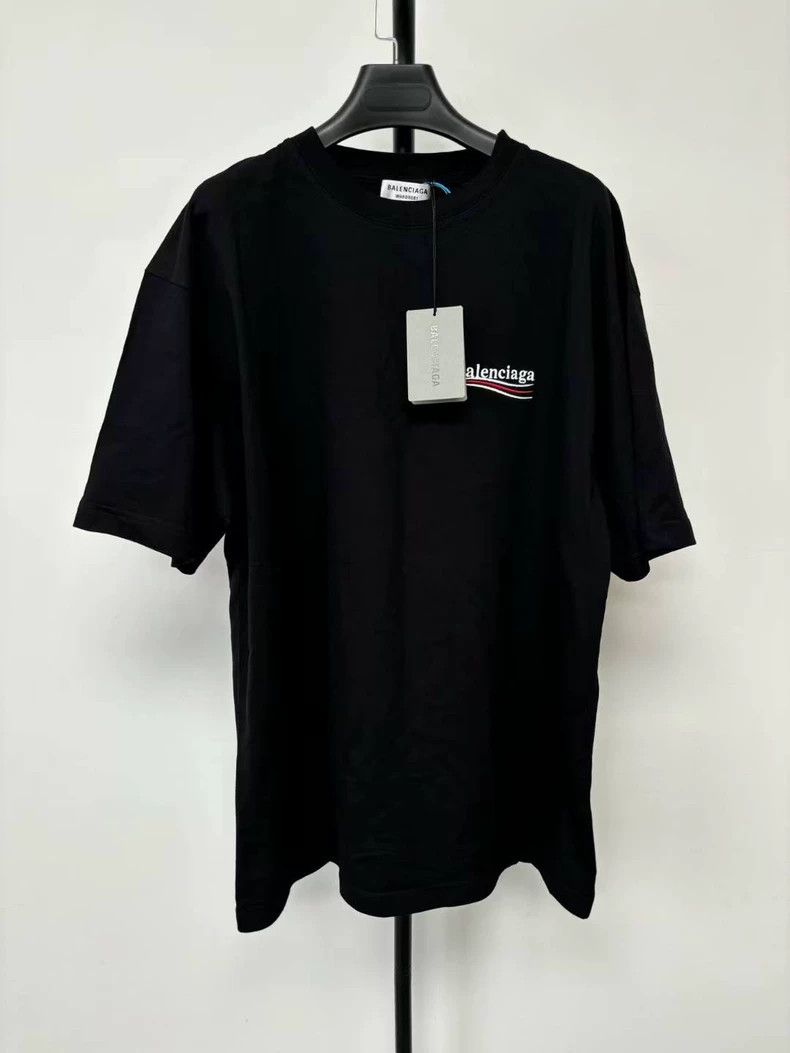 Balenciaga Balenciaga Coke Short Sleeve T-shirt Size US M / EU 48-50 / 2 - 1 Thumbnail