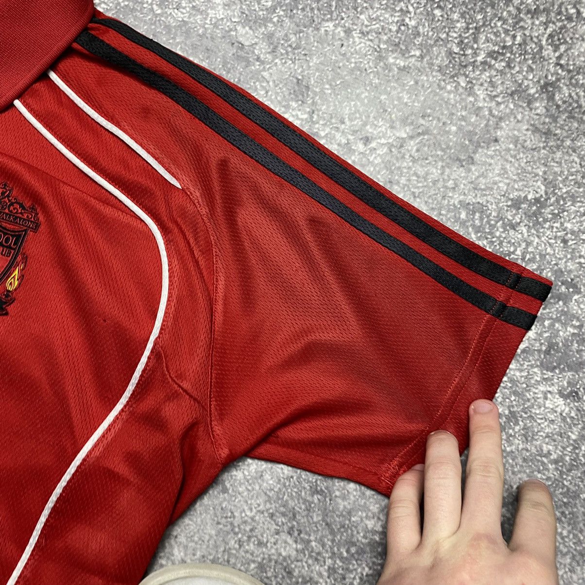 Adidas Vintage Adidas Liverpool 2010 Rare red Team soccer jersey Size US S / EU 44-46 / 1 - 5 Thumbnail