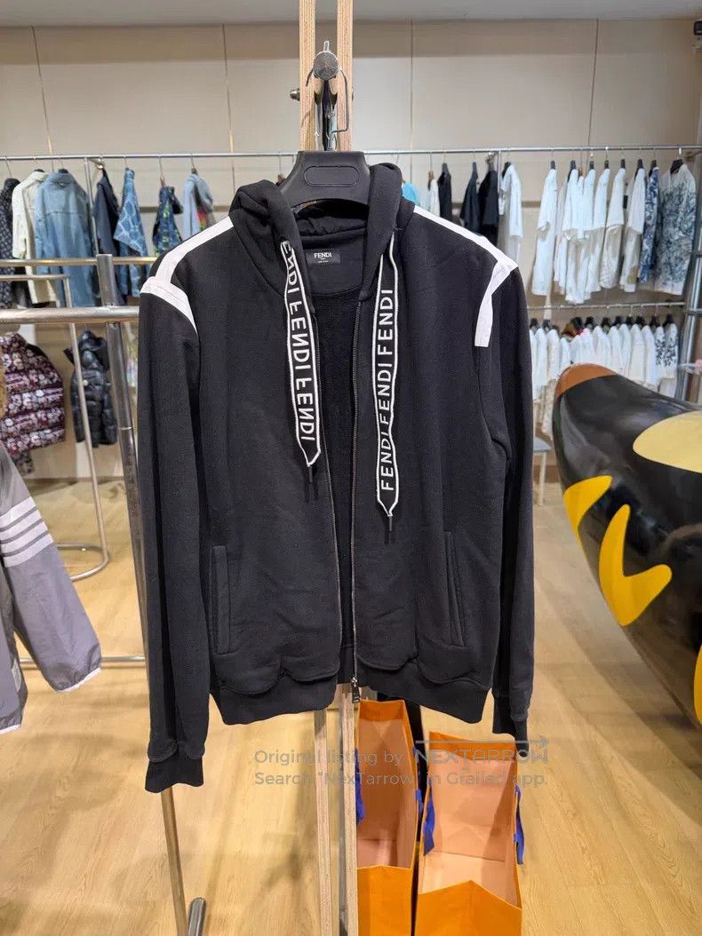 Fendi Fendi Letter Logo Tape Hoodie Jacket Size US M / EU 48-50 / 2 - 1 Thumbnail