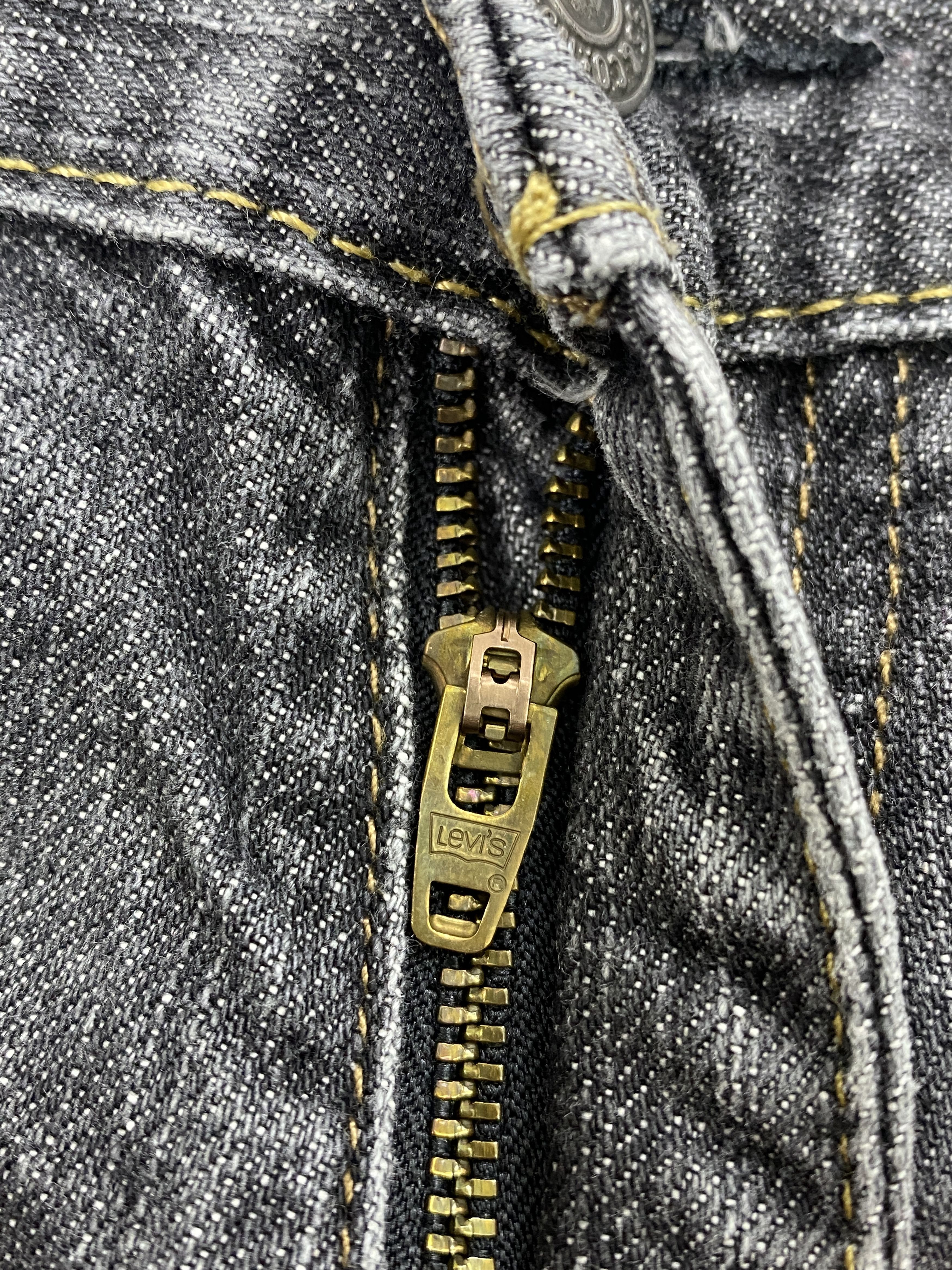 Levi's × Vintage Faded Black Vintage Levis 514 Jeans Size US 32 / EU 48 - 9 Thumbnail