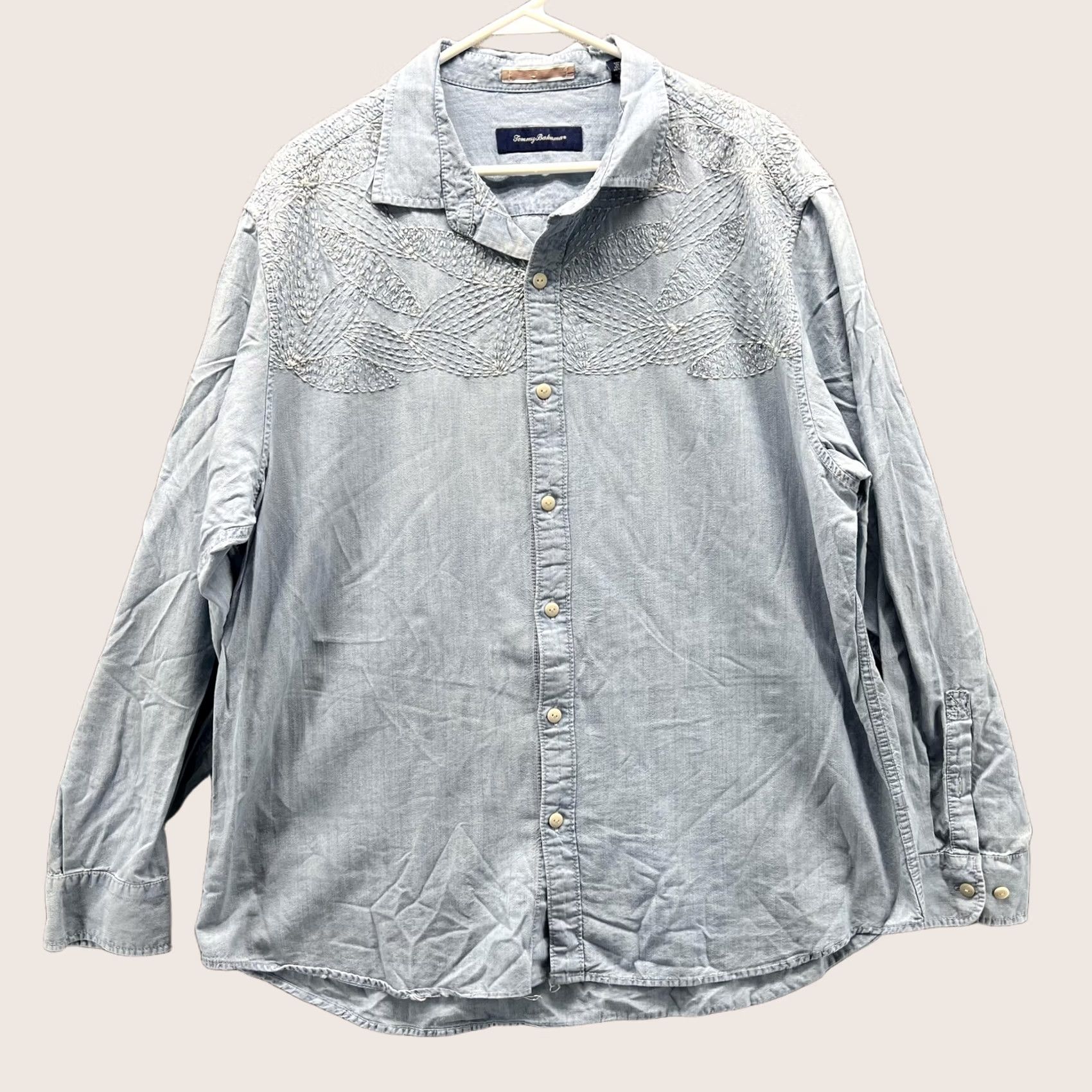 Tommy Bahama Tommy Bahama Shirt Mens XL Blue Chambray Long Sleeve Button Front Embroidered Size US XL / EU 56 / 4 - 1 Thumbnail
