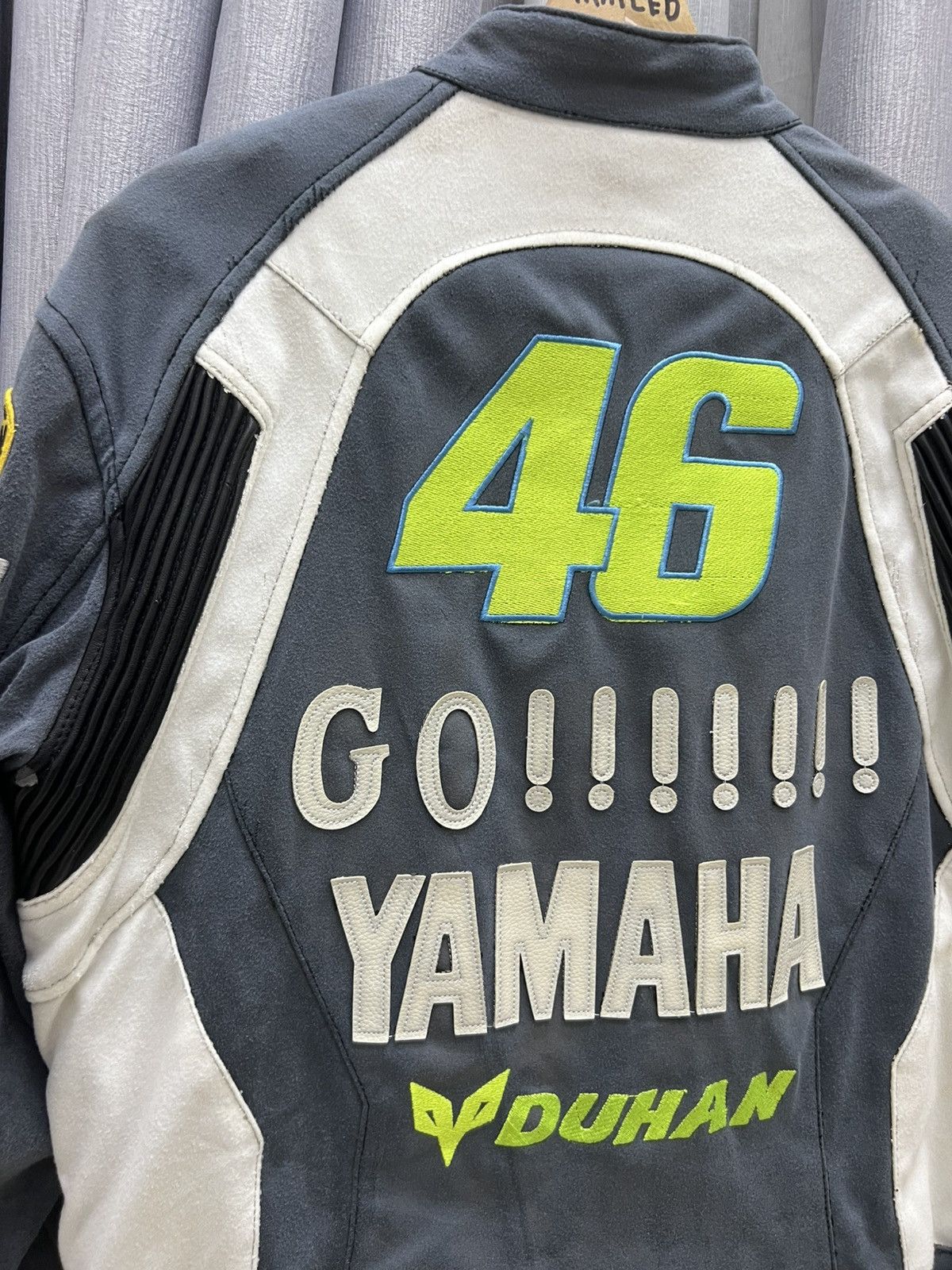Vintage Vintage Yamaha Go Valentino Rossi MotoGp 46 Motor Jacket Size US M / EU 48-50 / 2 - 8 Thumbnail