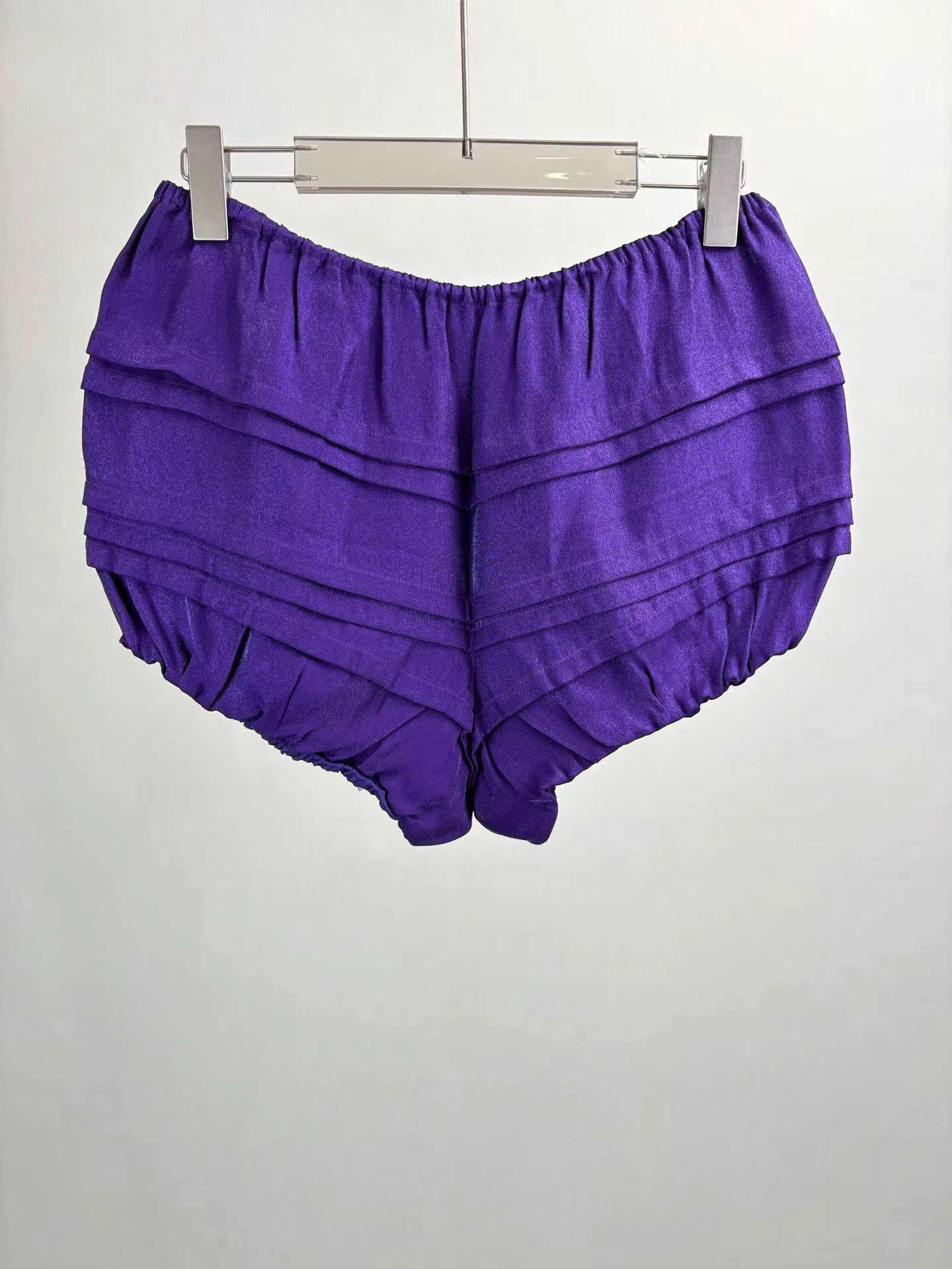 Miu Miu MIUMIU Purple Shorts Size 40" / US 18 - 1 Thumbnail