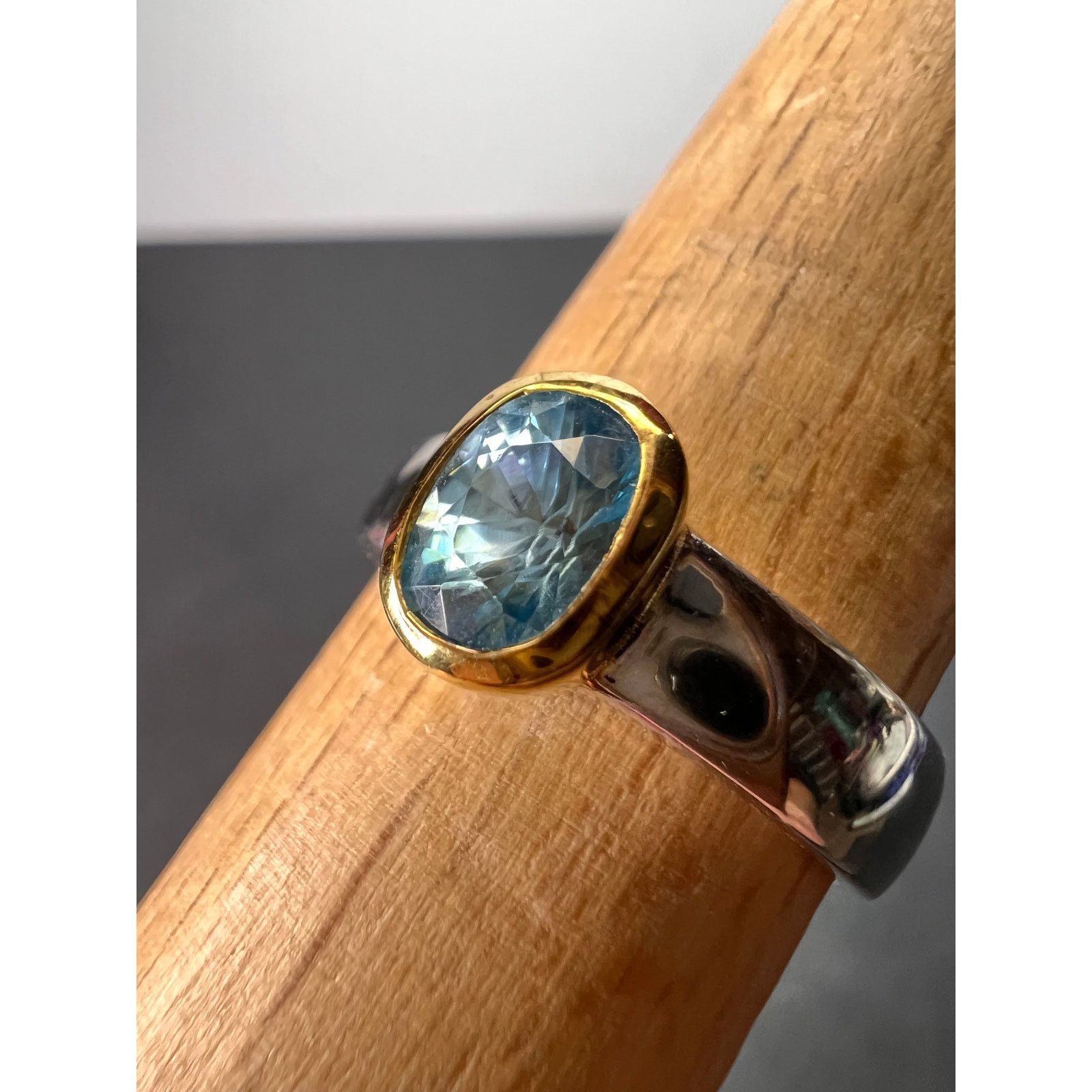 Other NEW Blue zircon ring in YG and platinum over 925 size 9 Size ONE SIZE - 7 Thumbnail