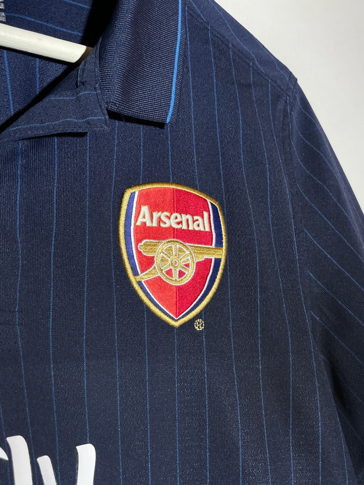 Nike #4 Fabregas Arsenal FC Nike 2009/10 Y2k Away Football Shirt Size US S / EU 44-46 / 1 - 5 Thumbnail
